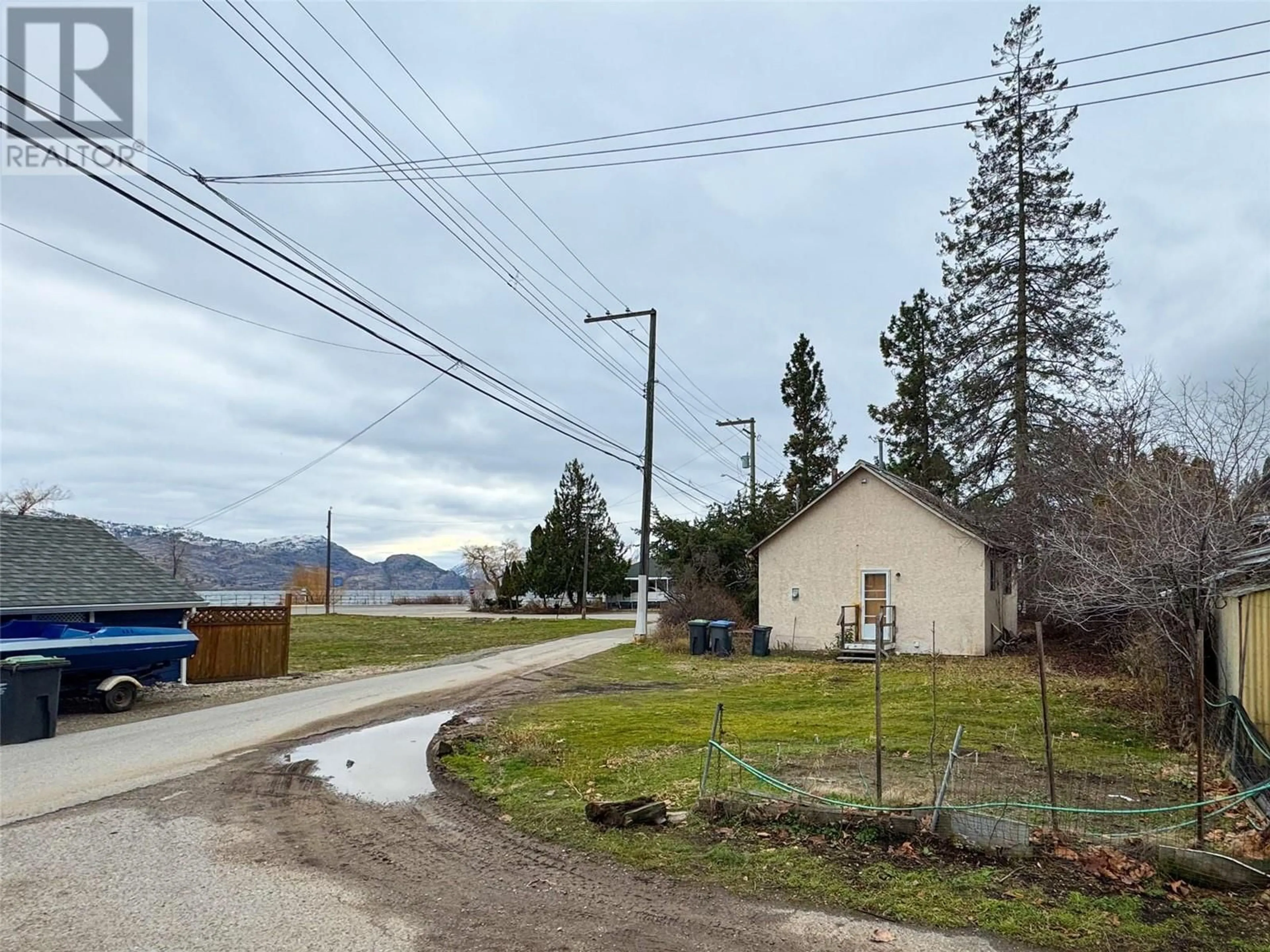 Unknown for 4416 4TH STREET, Peachland British Columbia V0H1X6