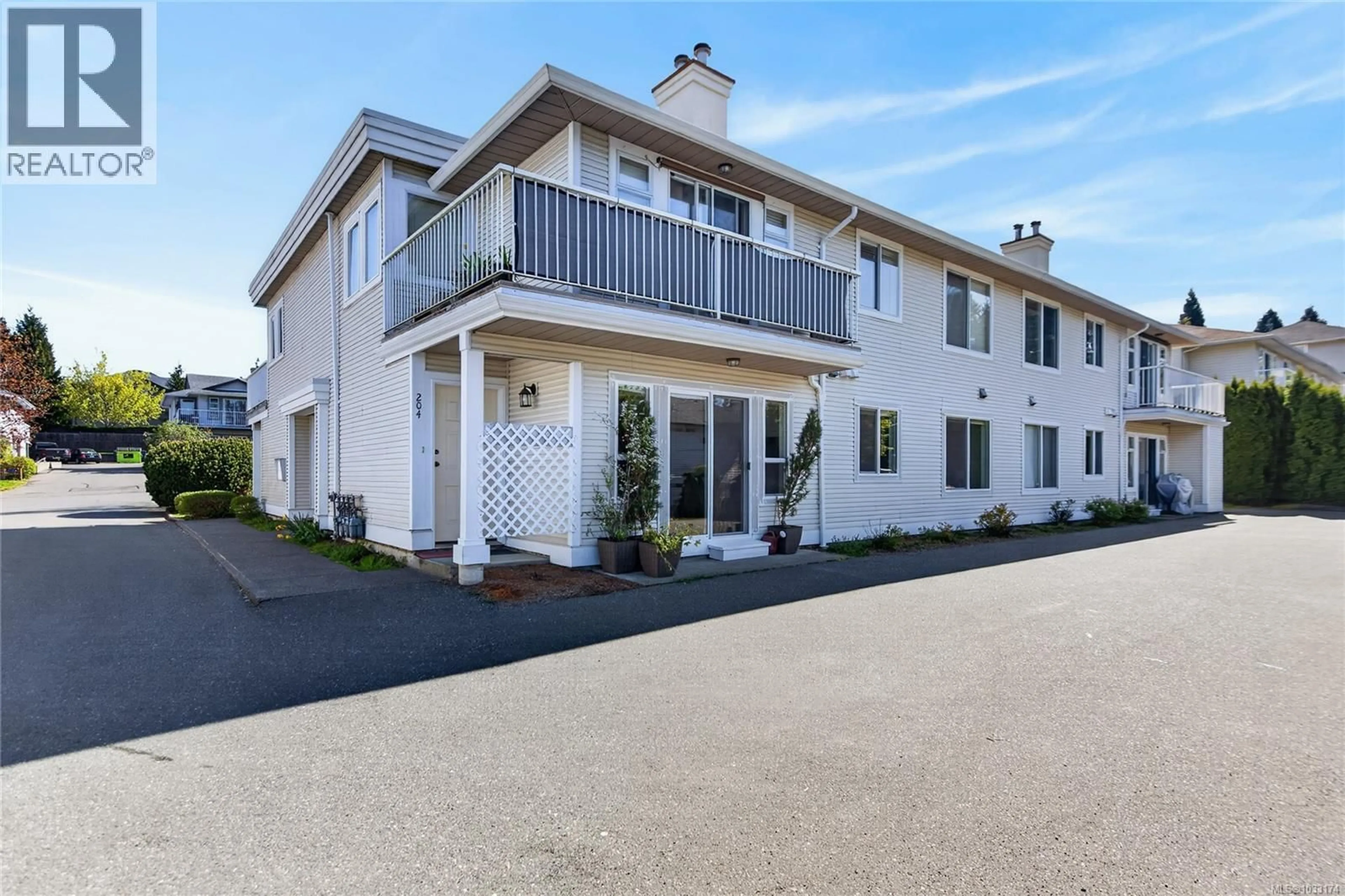 A pic from outside/outdoor area/front of a property/back of a property/a pic from drone, unknown for 104 - 4699 ALDERWOOD PLACE, Courtenay British Columbia V9N9A1