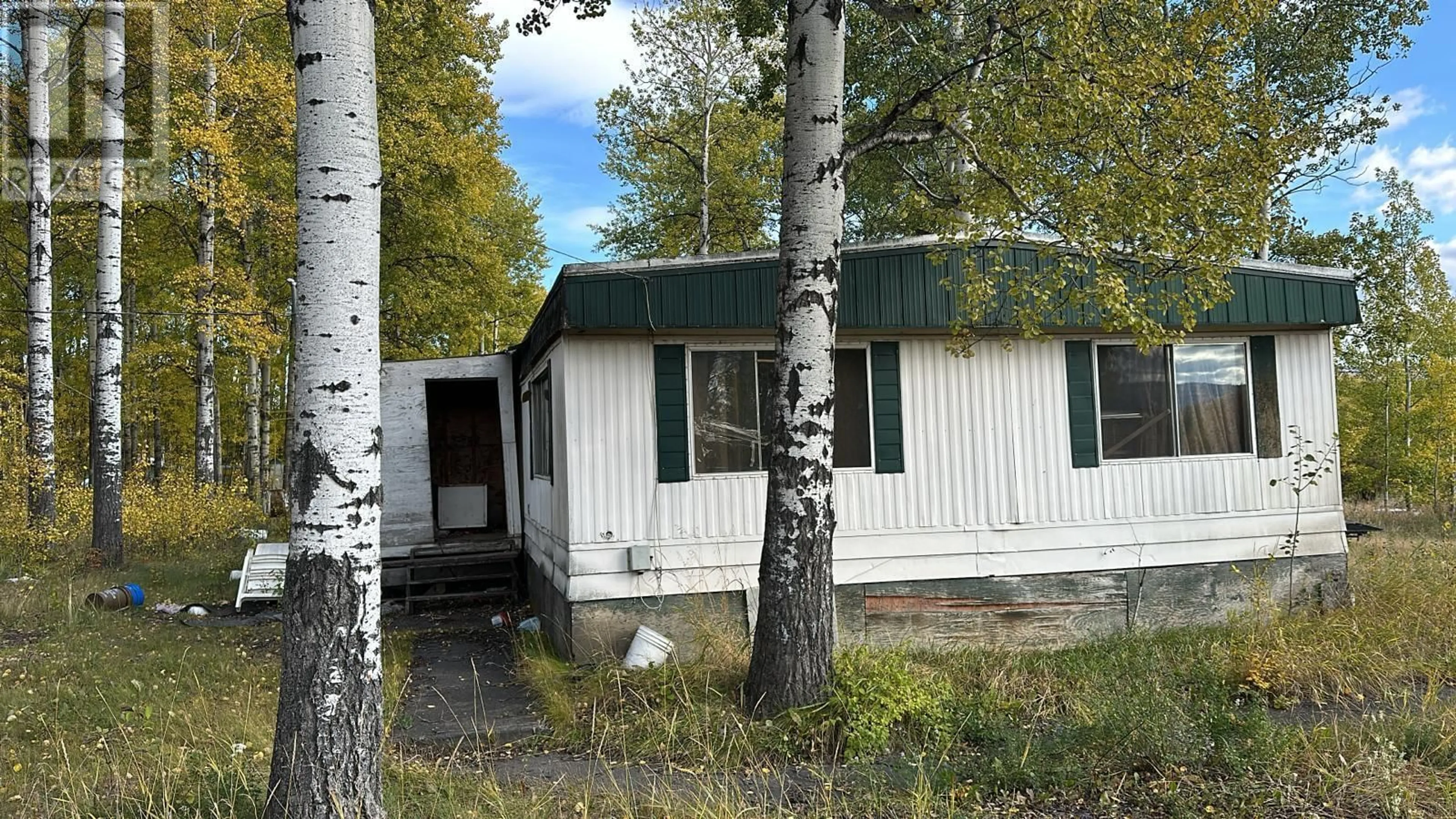 Home with vinyl exterior material, unknown for 6099 HILLVIEW SUB OTHER, Chetwynd British Columbia V0C1J0