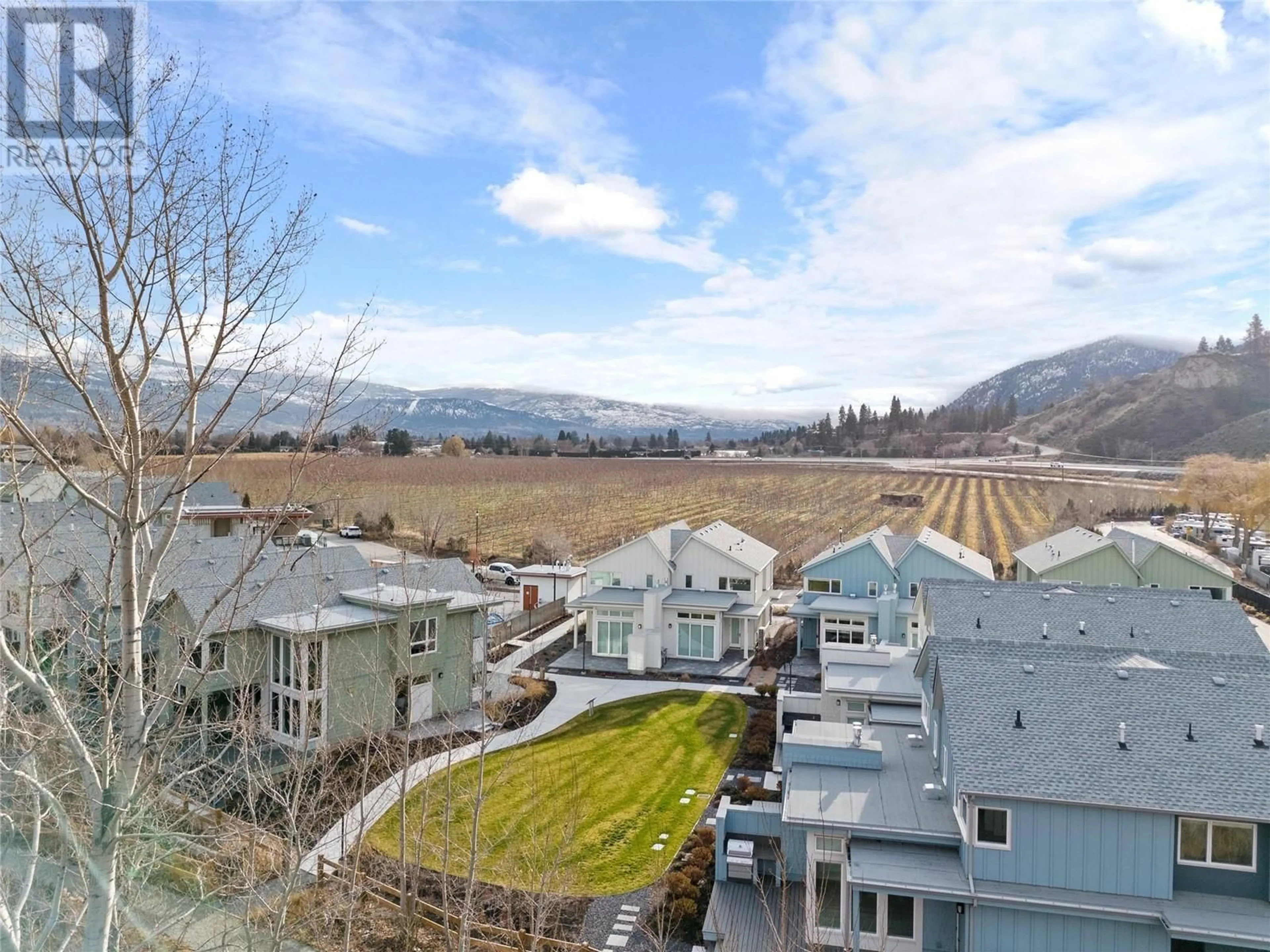 A pic from outside/outdoor area/front of a property/back of a property/a pic from drone, mountain view for 3270 Landry Crescent, Summerland British Columbia V0H1Z9