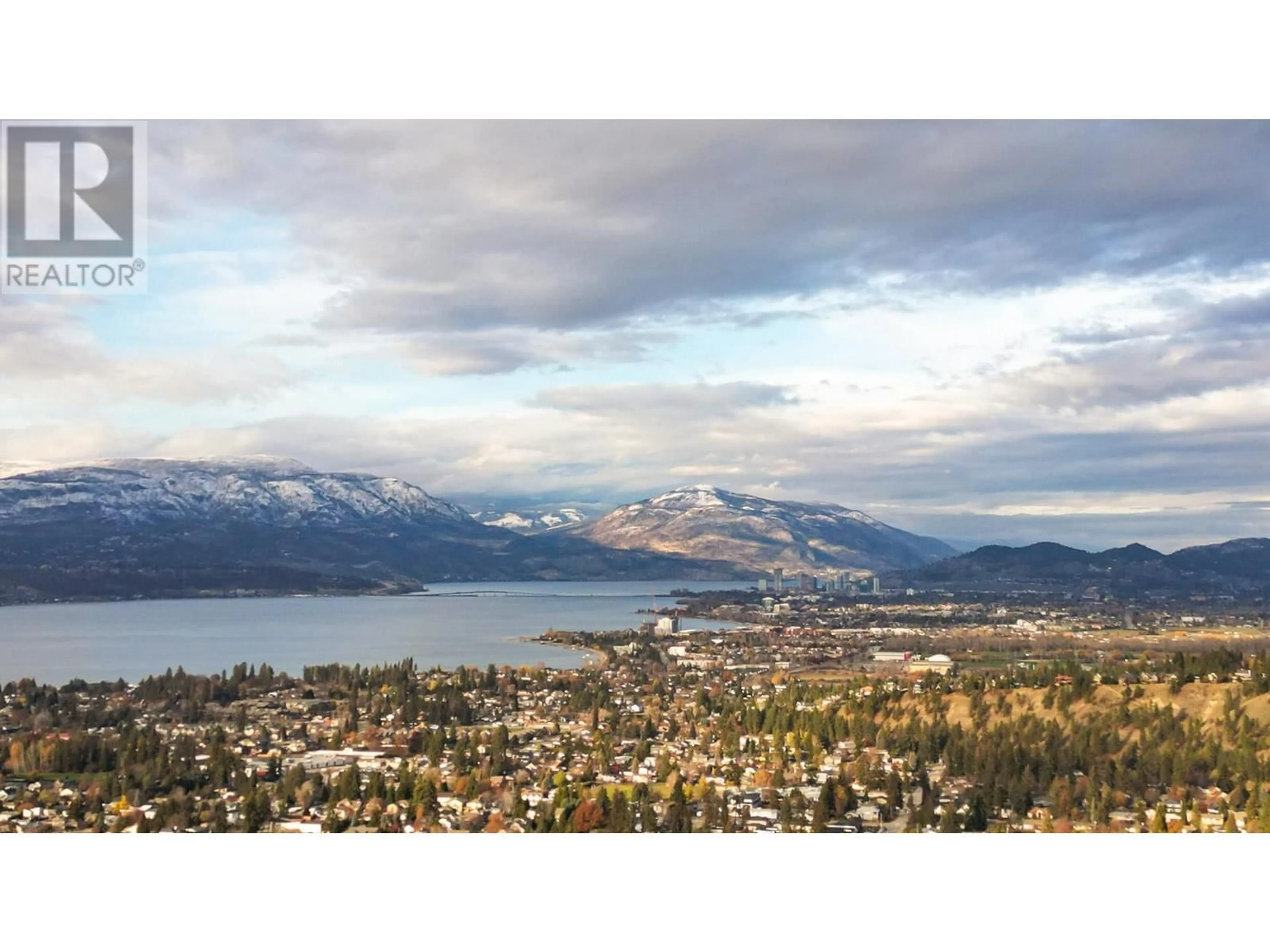 Blurry image for 4897 Warbler Court, Kelowna British Columbia V1W5A1