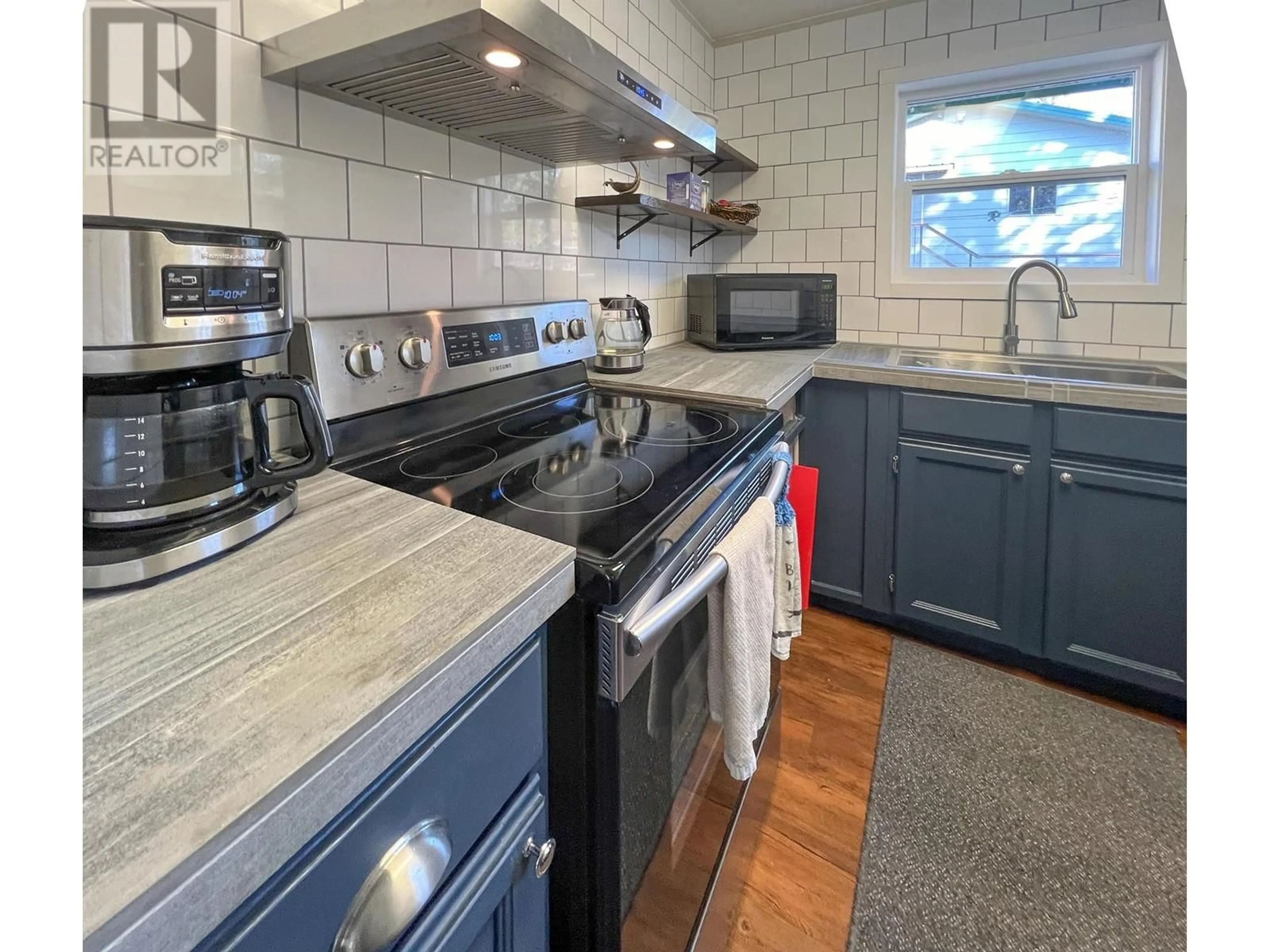 Open concept kitchen, unknown for 3022 LOON LAKE ROAD, 70 Mile House British Columbia V0K2K1