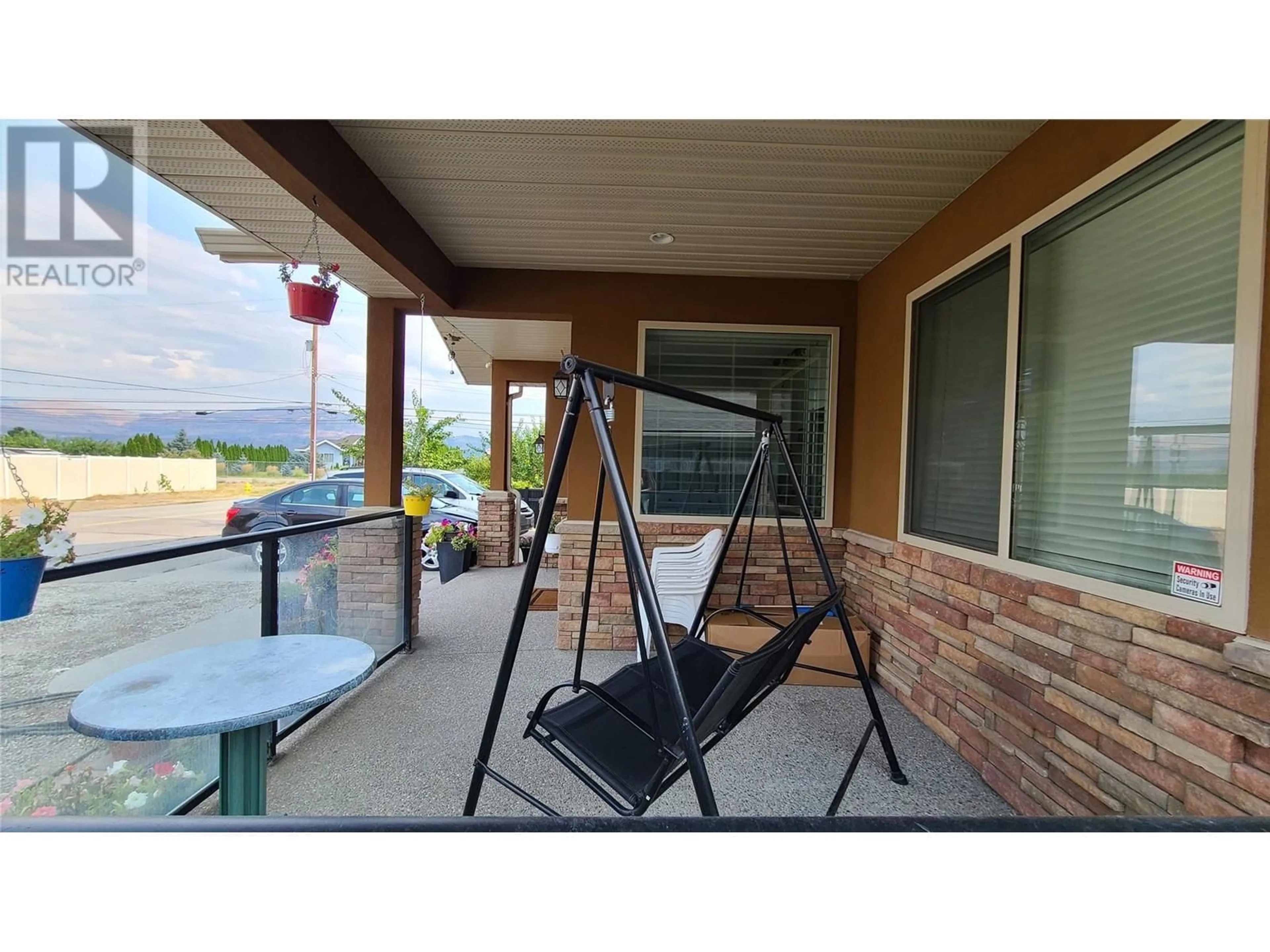 Patio, mountain view for 1092 ROCKCLIFFE Road, Oliver British Columbia V0H1T6