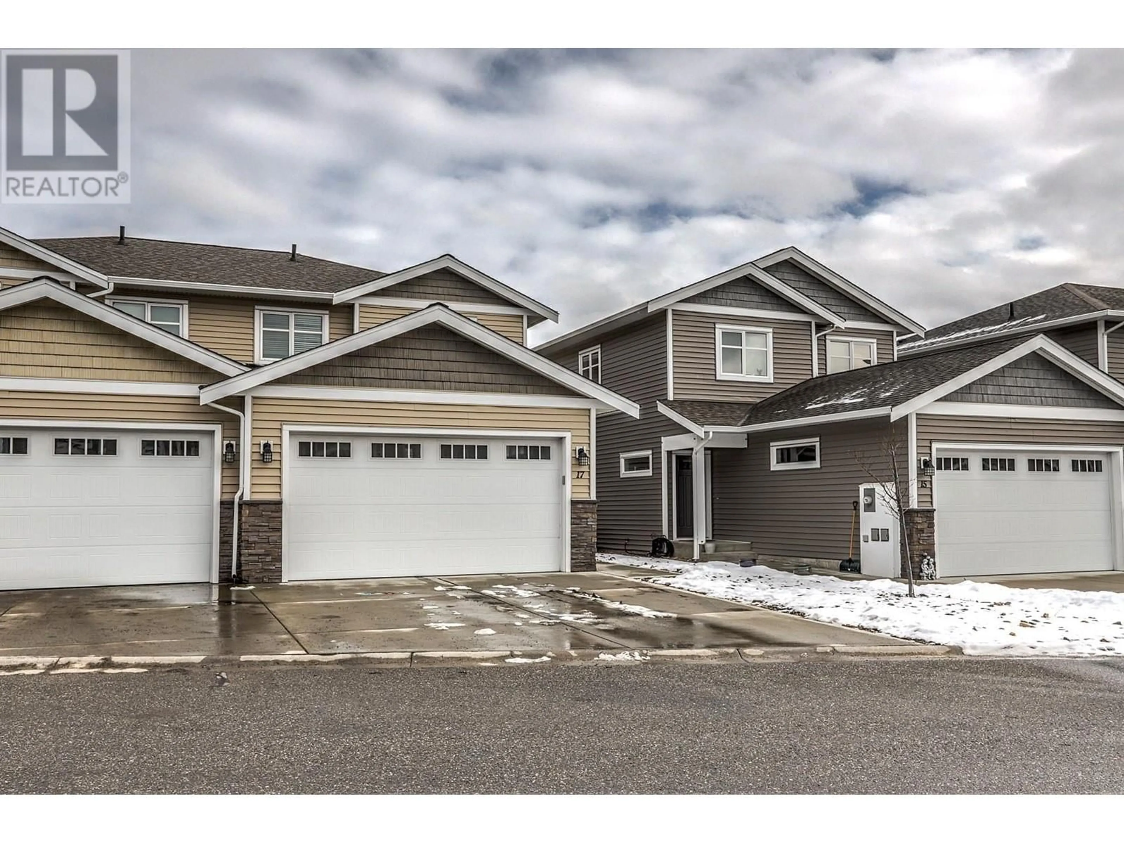 Unknown for 17 - 6635 TRONSON ROAD, Vernon British Columbia V1H2K4
