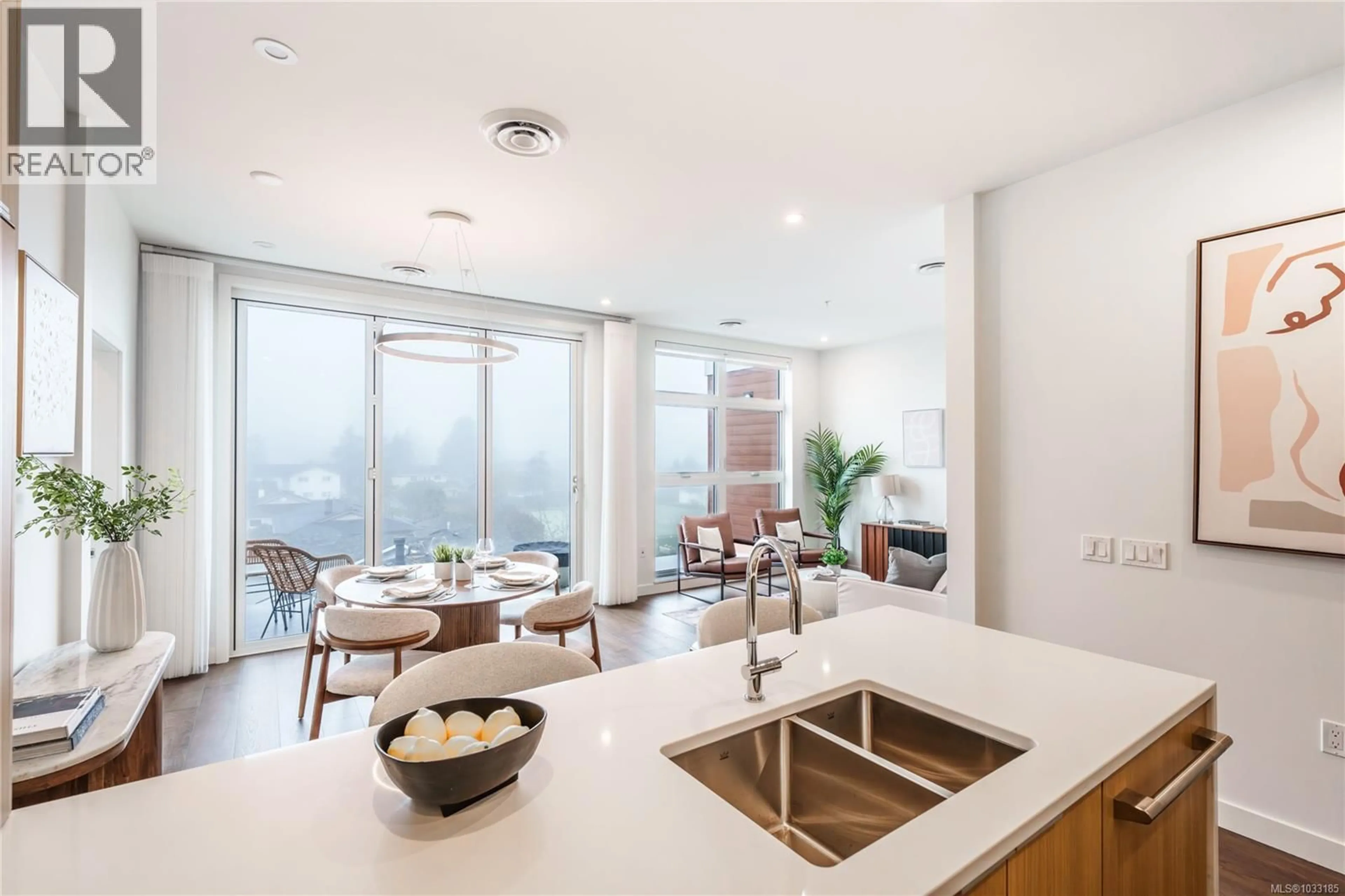 Open concept kitchen, unknown for 307 - 9570 FIFTH STREET, Sidney British Columbia V8L2W5