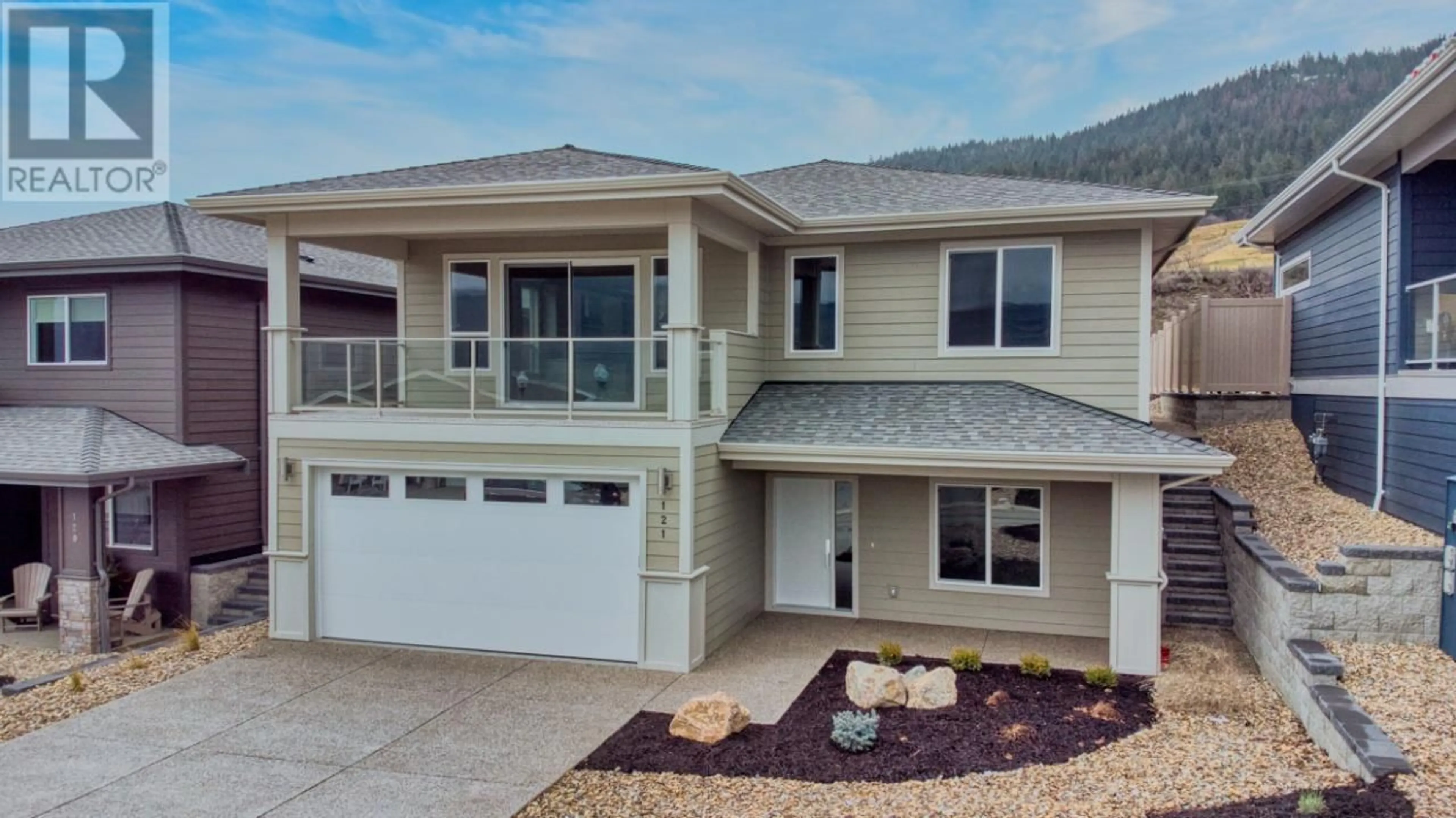 Home with vinyl exterior material, mountain view for 7760 Okanagan Landing Road Unit# 121, Vernon British Columbia V1H1H2