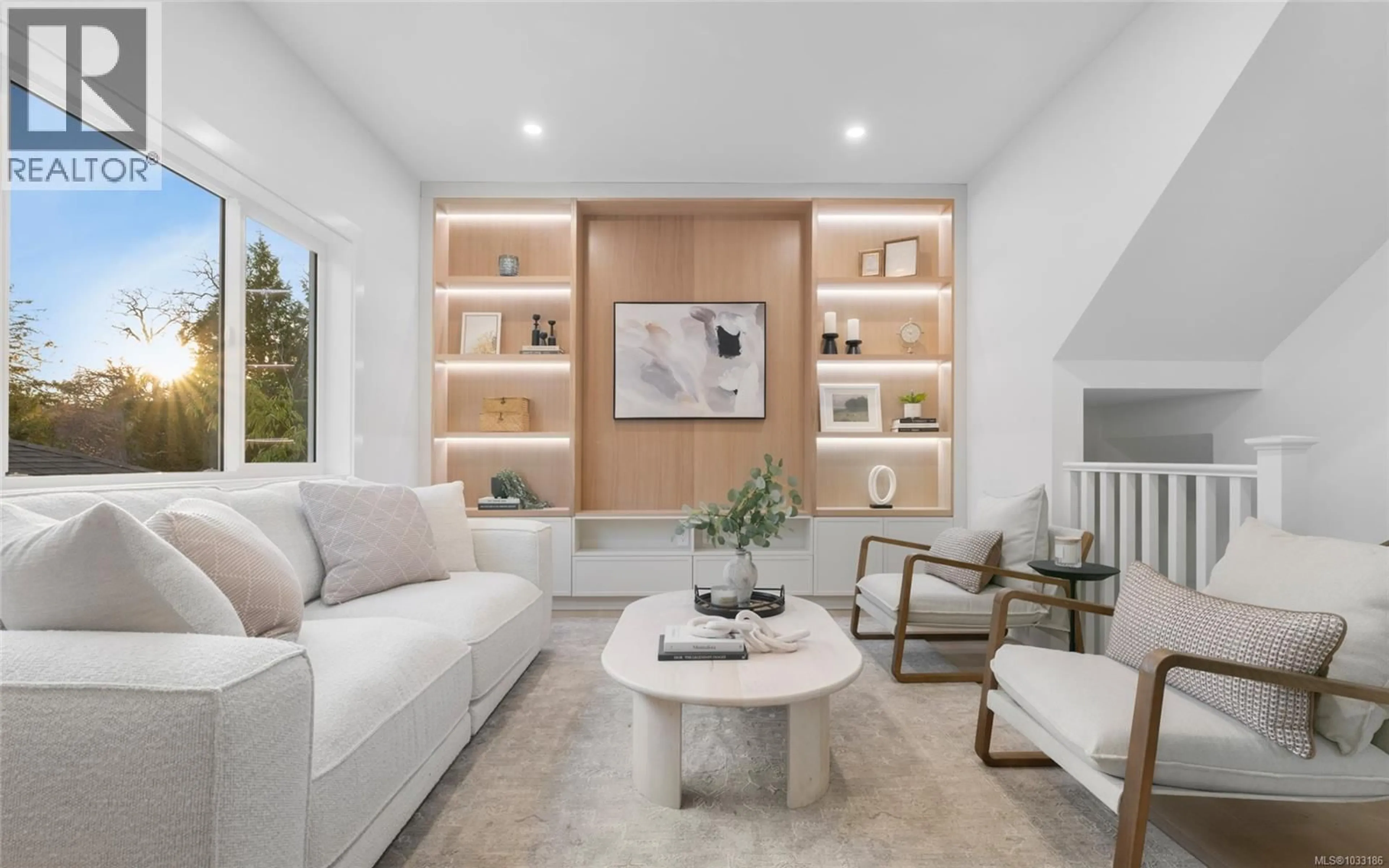 Living room with furniture, ceramic/tile floor for B - 786 ST. PATRICK STREET, Oak Bay British Columbia V8S4X5