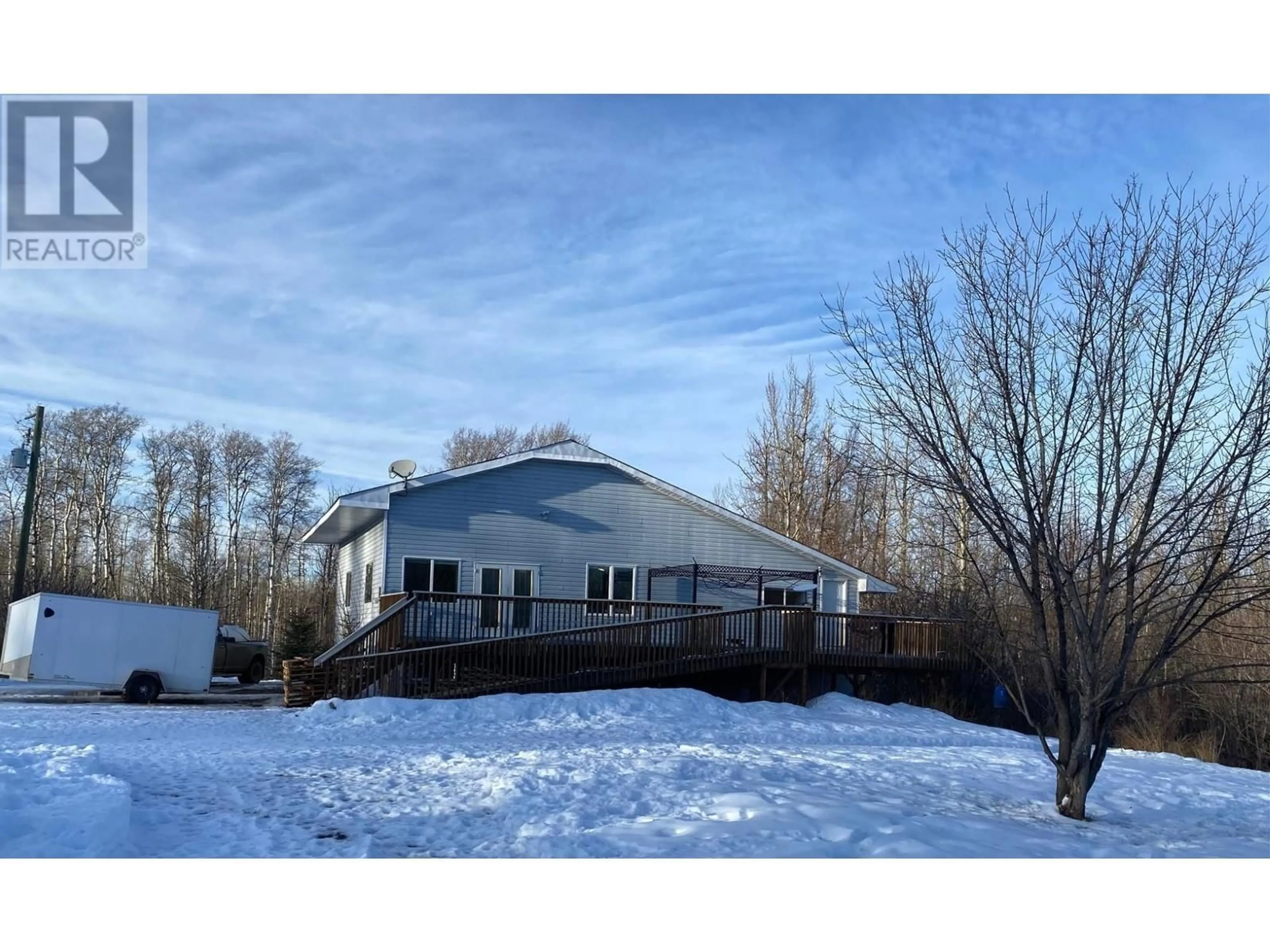 A pic from outside/outdoor area/front of a property/back of a property/a pic from drone, unknown for 5794 Cameron Drive, Chetwynd British Columbia V0C1J0