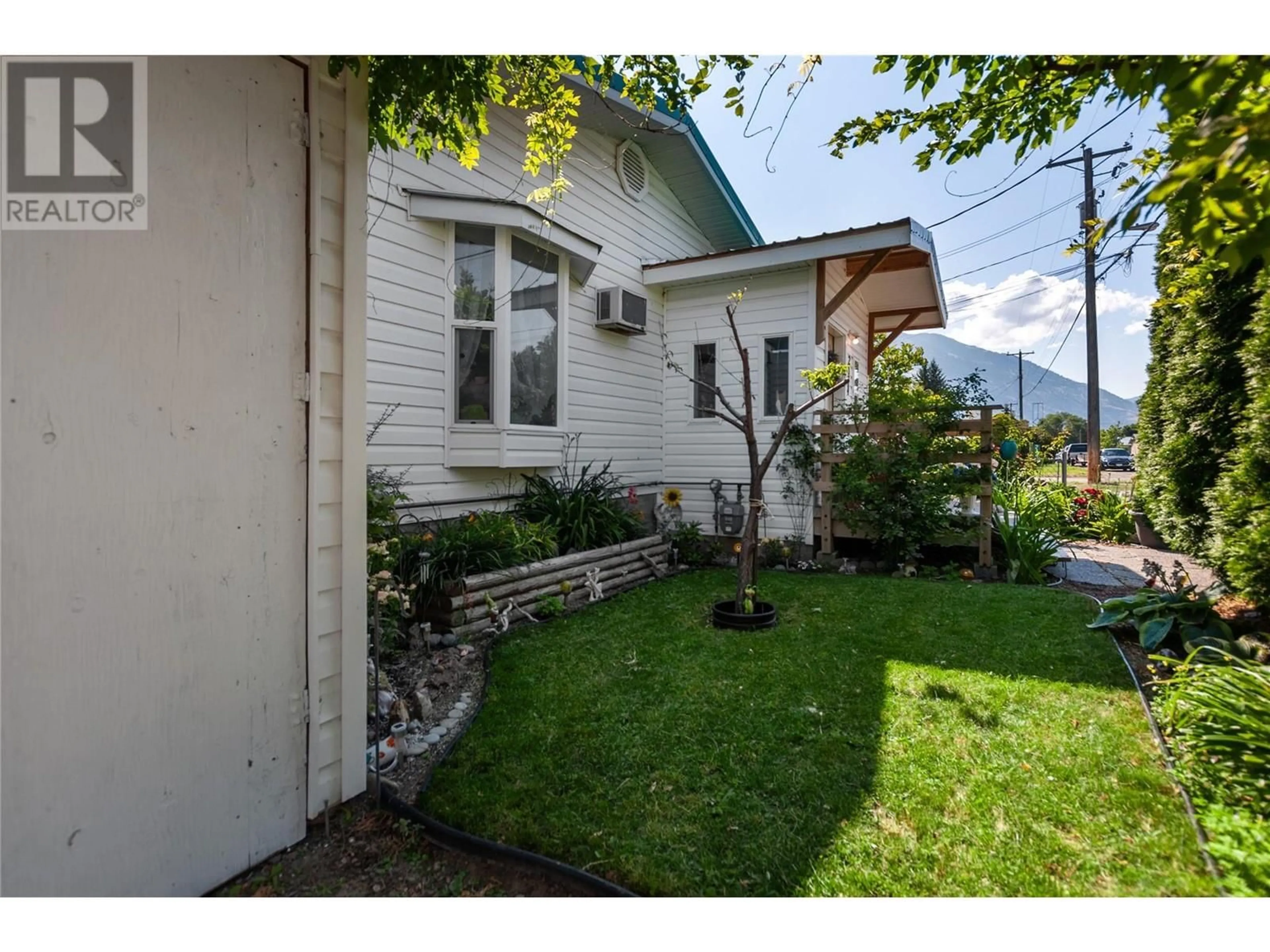 Unknown for 2144 MAIN STREET, Cawston British Columbia V0X1C1