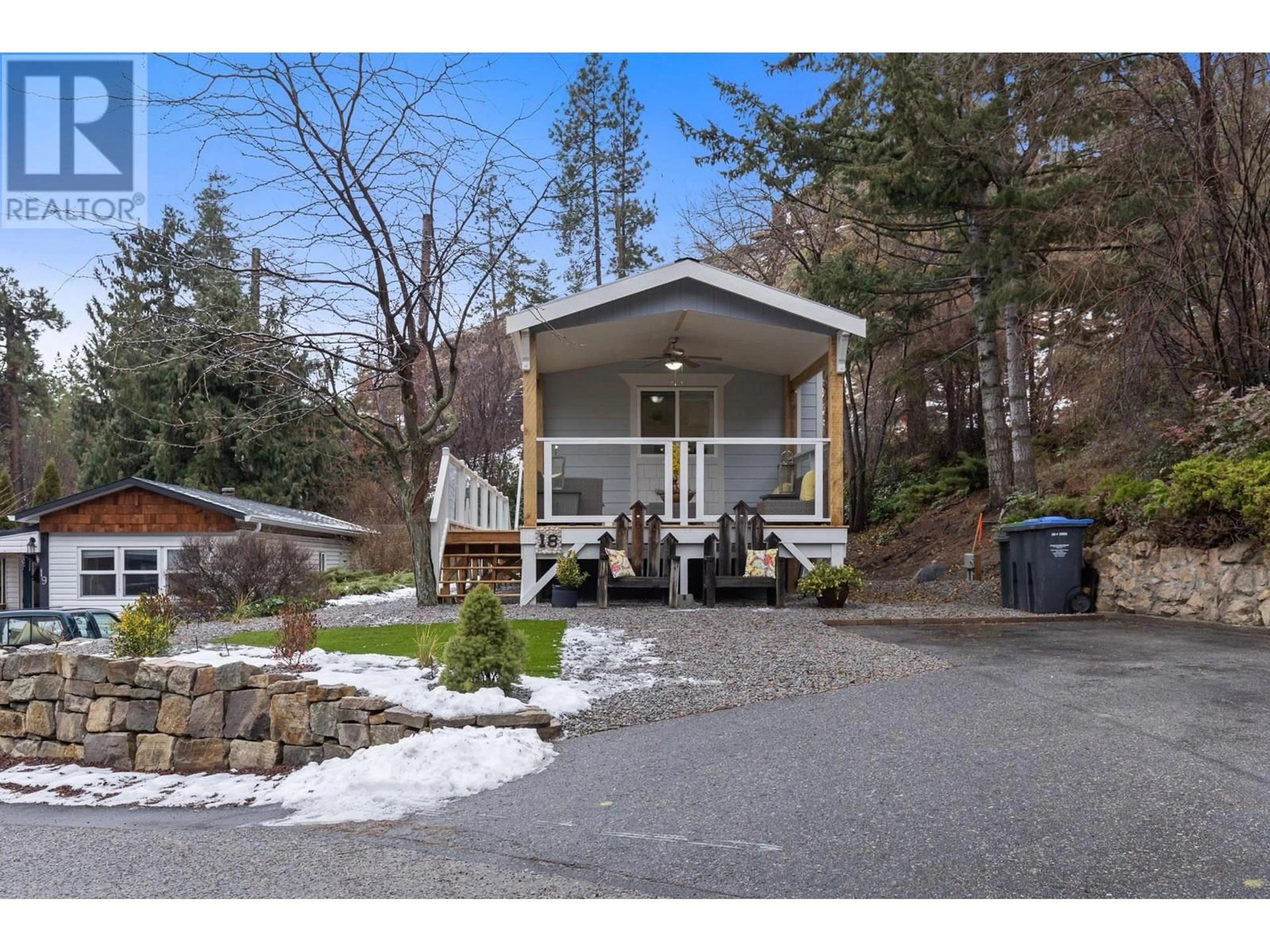 Unknown for 18 - 6711 HIGHWAY 97 OTHER SOUTH, Peachland British Columbia V0H1X9