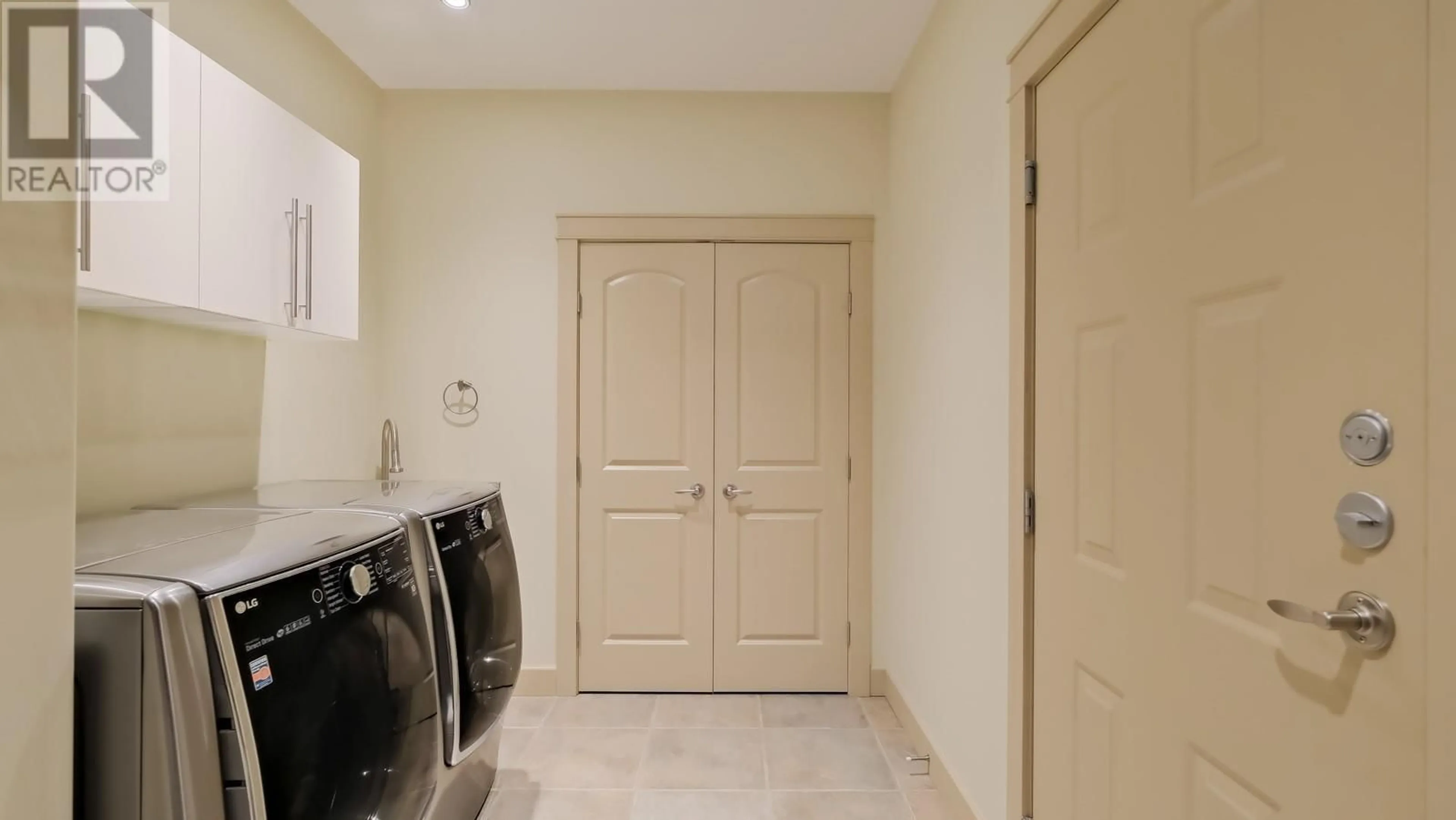 Laundry room for 3160 EVERGREEN Drive, Penticton British Columbia V2A9A9