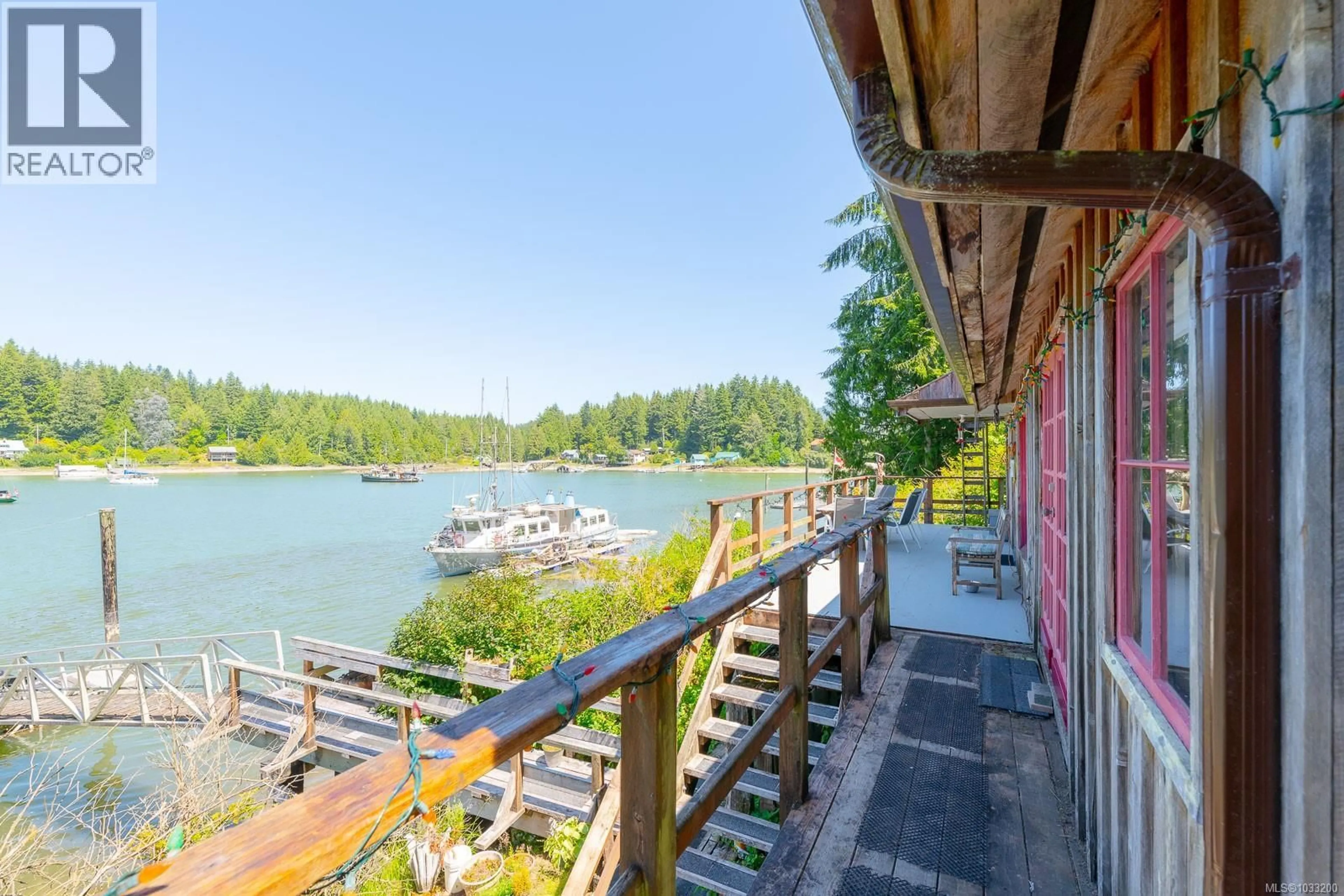Patio, water/lake/river/ocean view for 310 TOWER ROAD, Bamfield British Columbia V0R1B0
