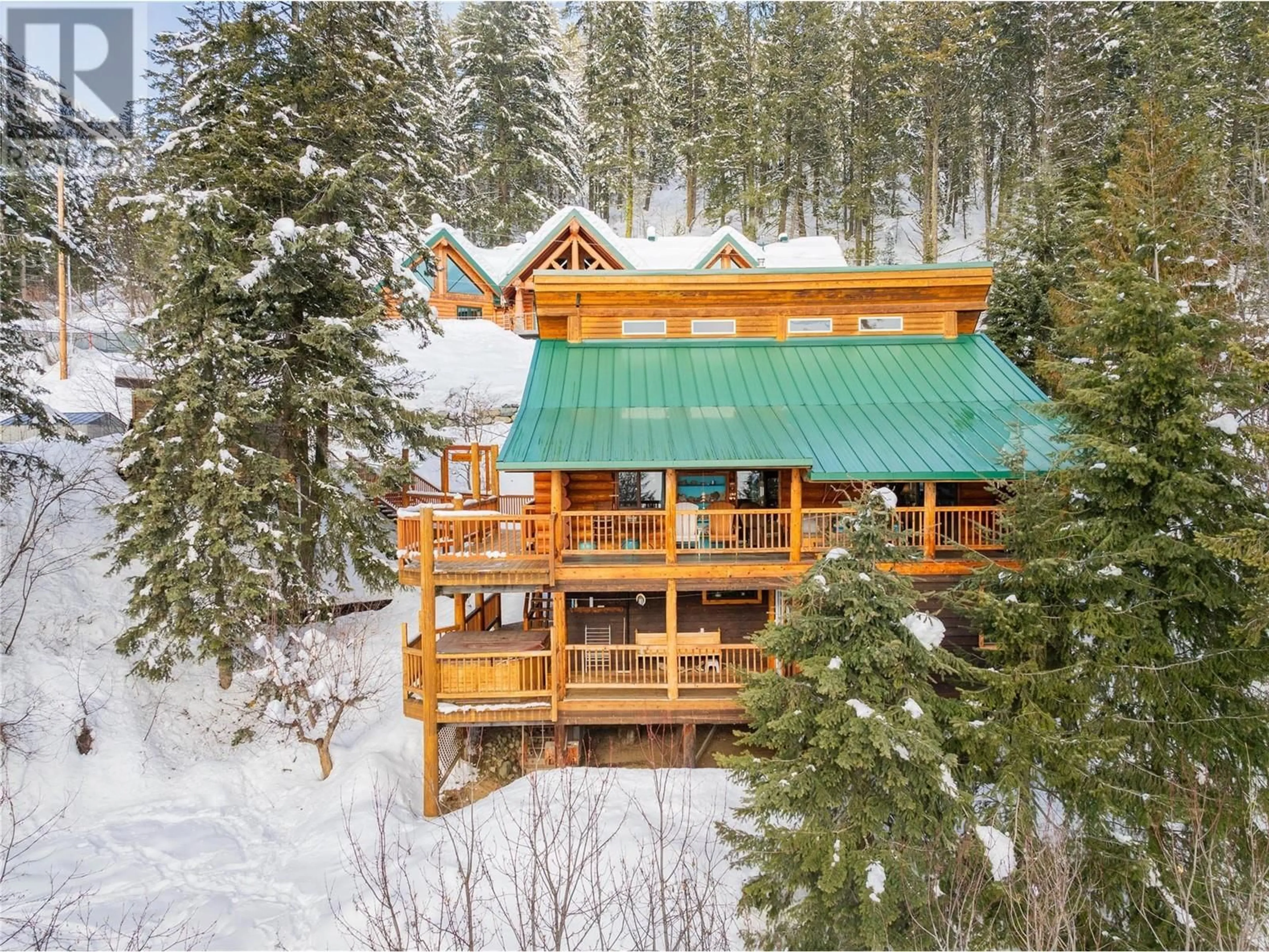 A pic from outside/outdoor area/front of a property/back of a property/a pic from drone, mountain view for 2075 KIRKUP Avenue, Rossland British Columbia V0G1Y0