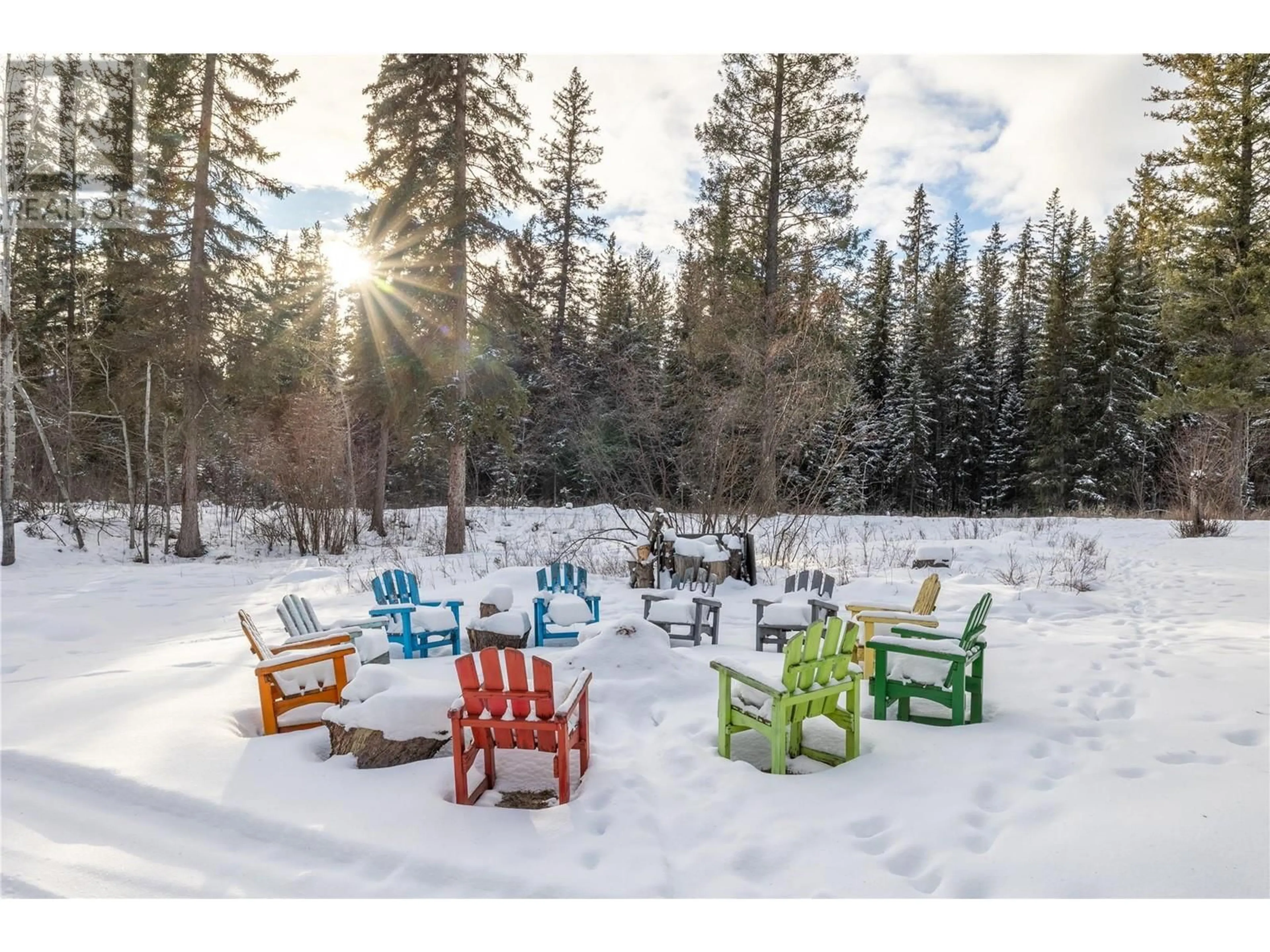 Patio, forest/trees view for 4814 LAKE ROAD, Windermere British Columbia V0B2L2