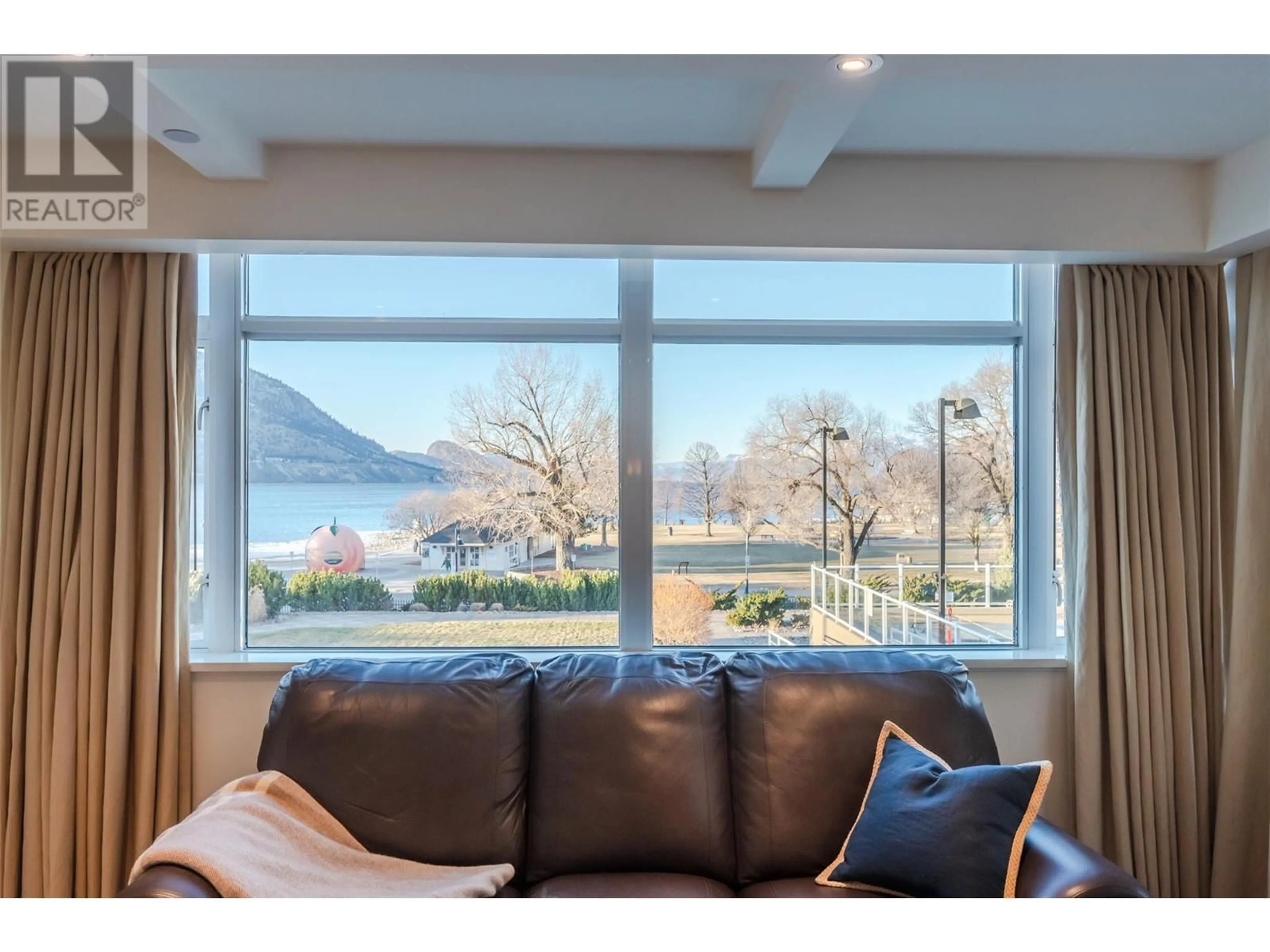 Unknown for 160 Lakeshore Drive W Unit# 302, Penticton British Columbia V2A1B7