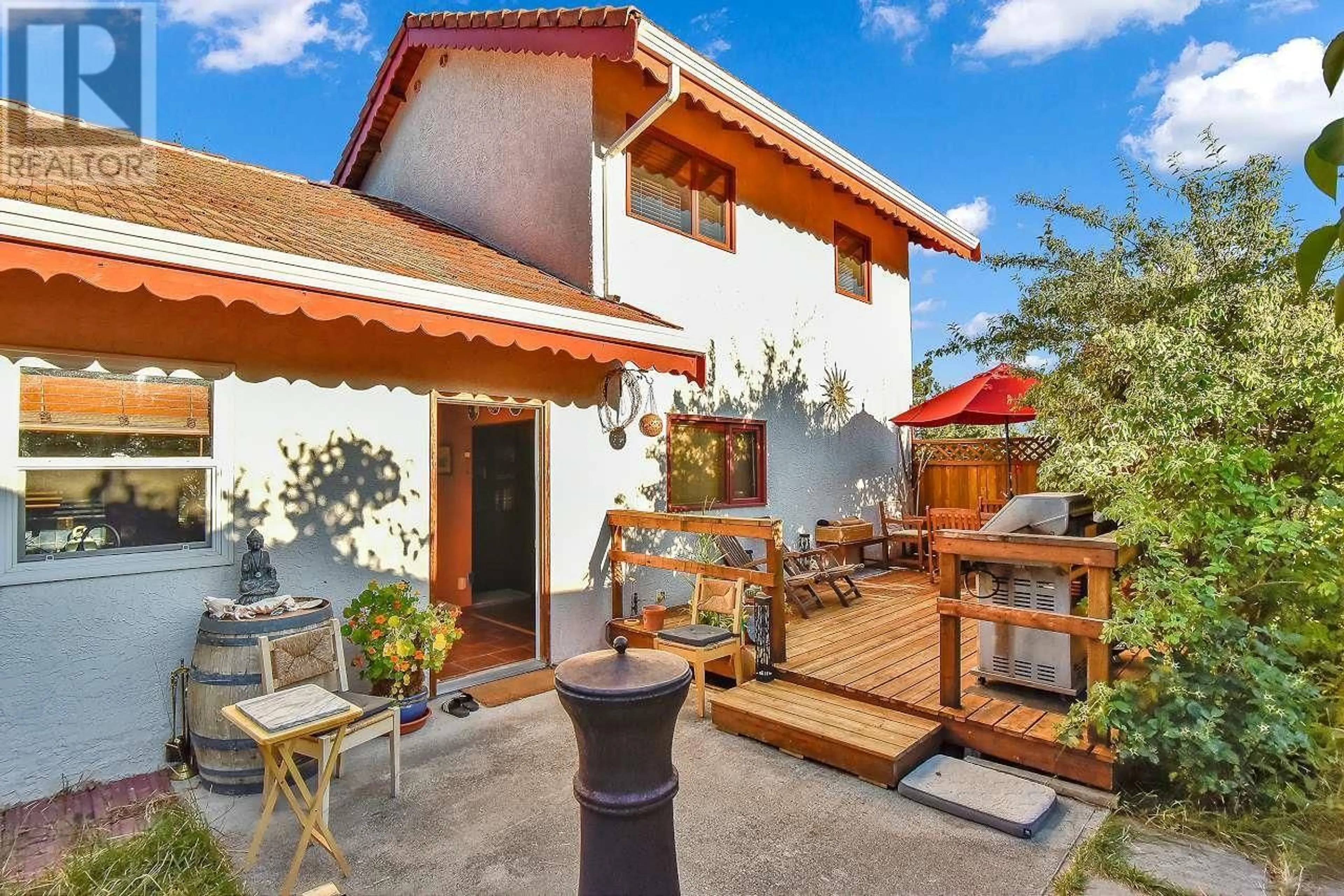 Patio, street for 6422 MACK ROAD, Peachland British Columbia V0H1X8