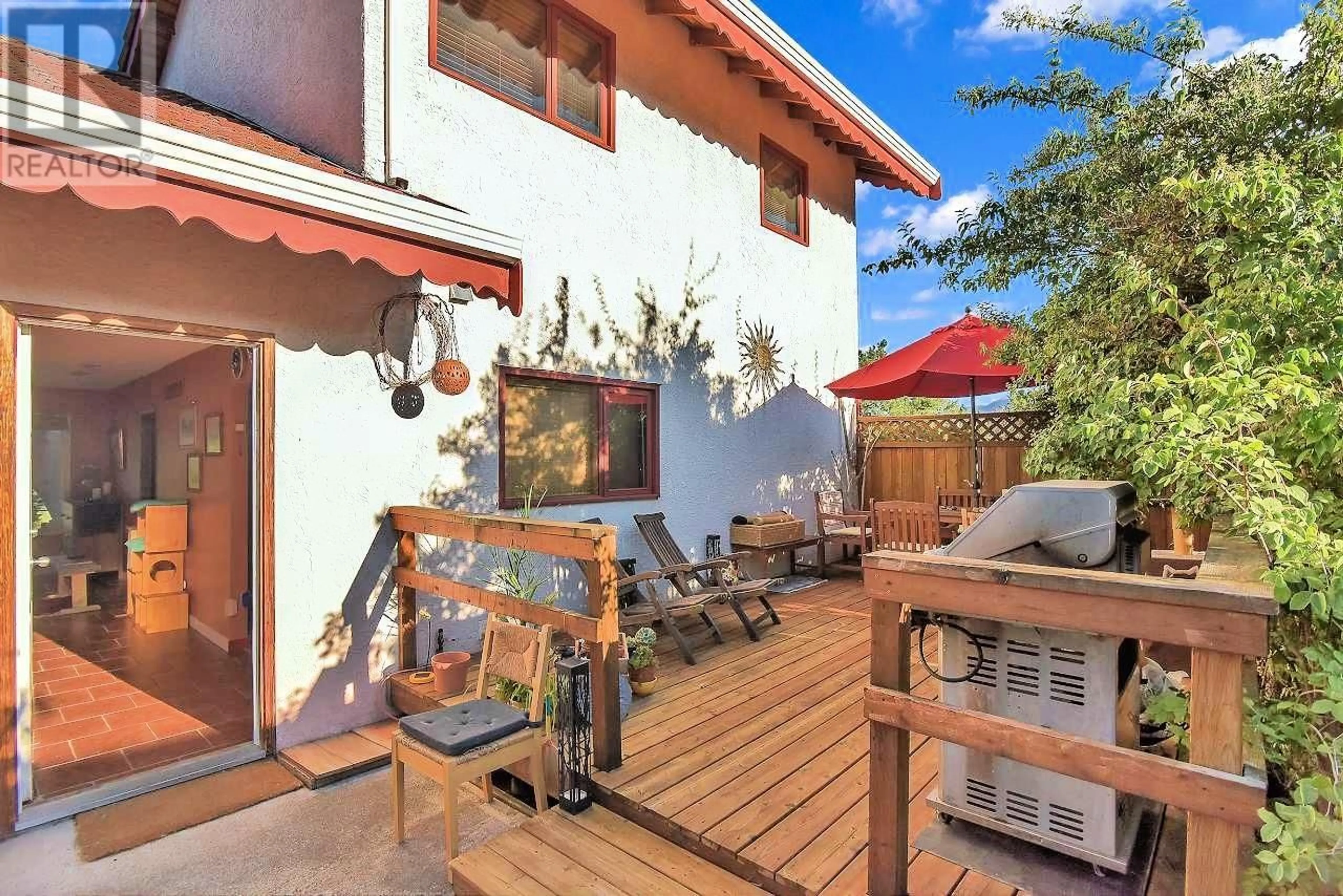 Patio, street for 6422 MACK ROAD, Peachland British Columbia V0H1X8