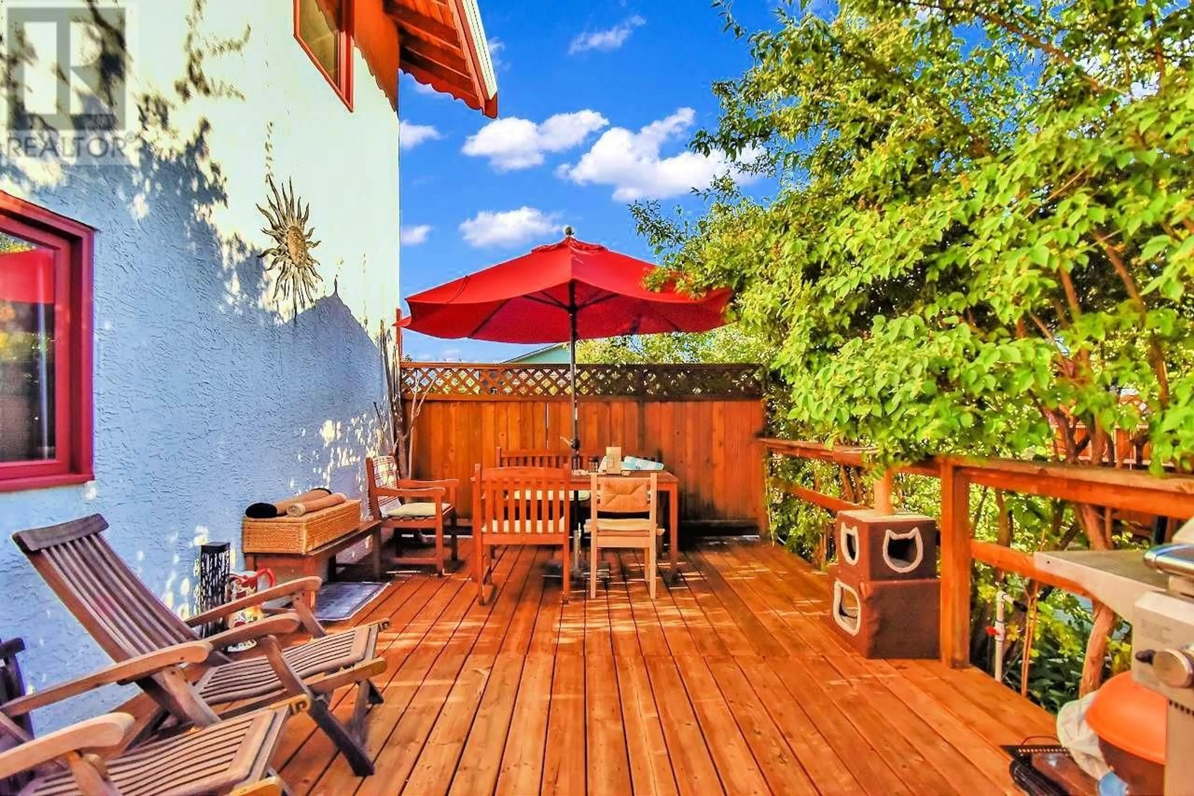 Patio, street for 6422 MACK ROAD, Peachland British Columbia V0H1X8