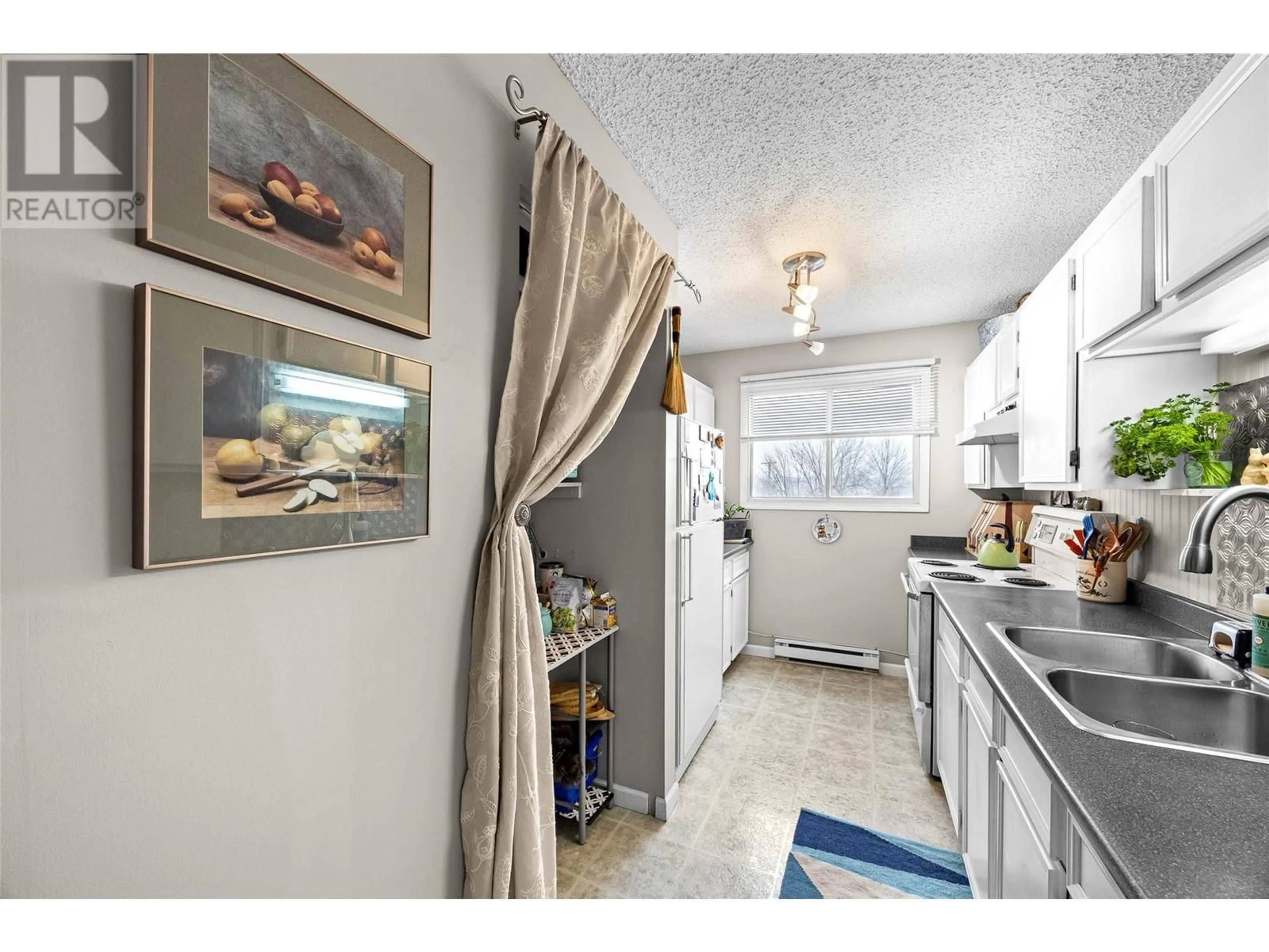 Unknown for 3 - 1089 MCMURDO DRIVE, Kamloops British Columbia V2C3G8