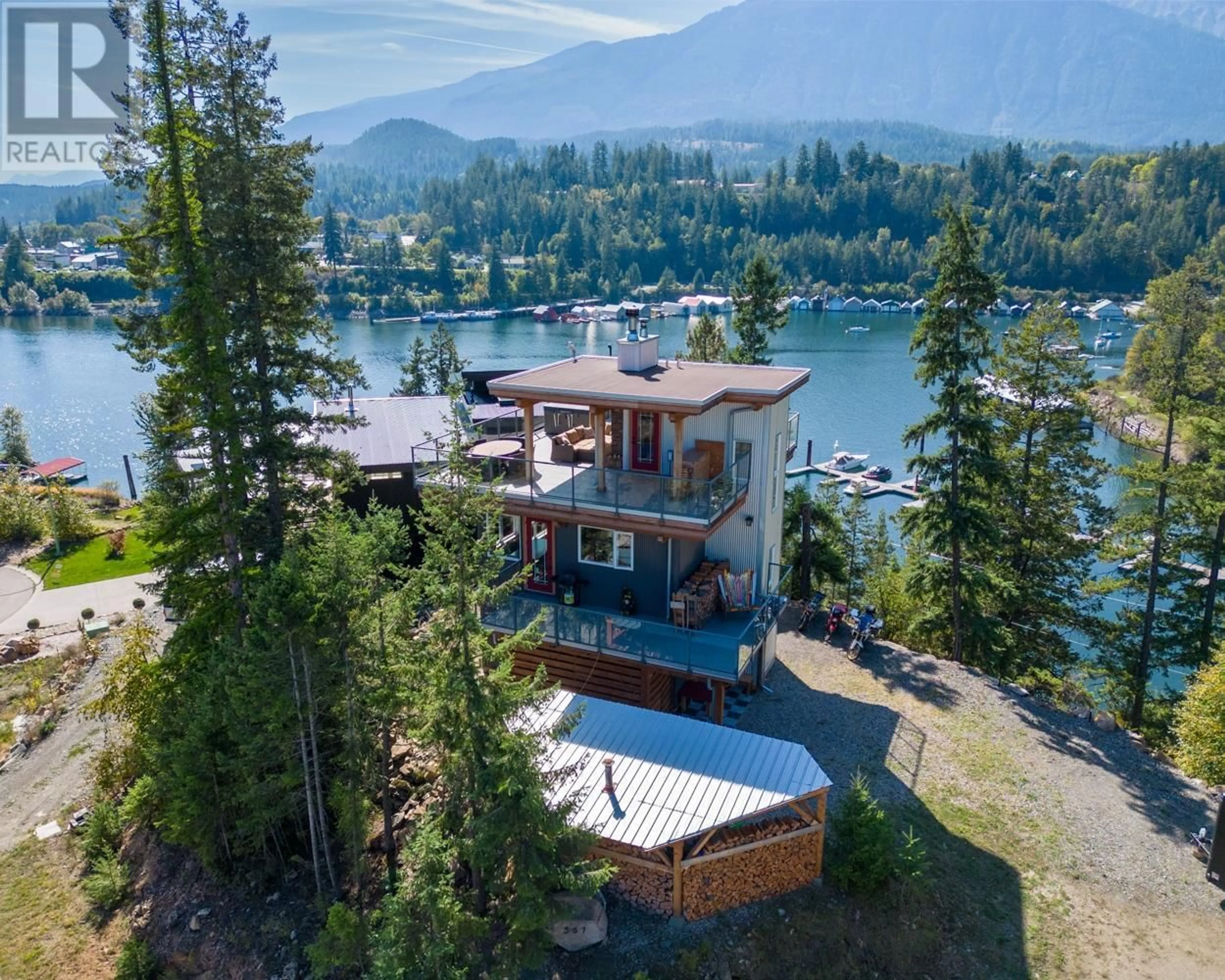 A pic from outside/outdoor area/front of a property/back of a property/a pic from drone, water/lake/river/ocean view for 567 LARCH Drive, Kaslo British Columbia V0G1M0