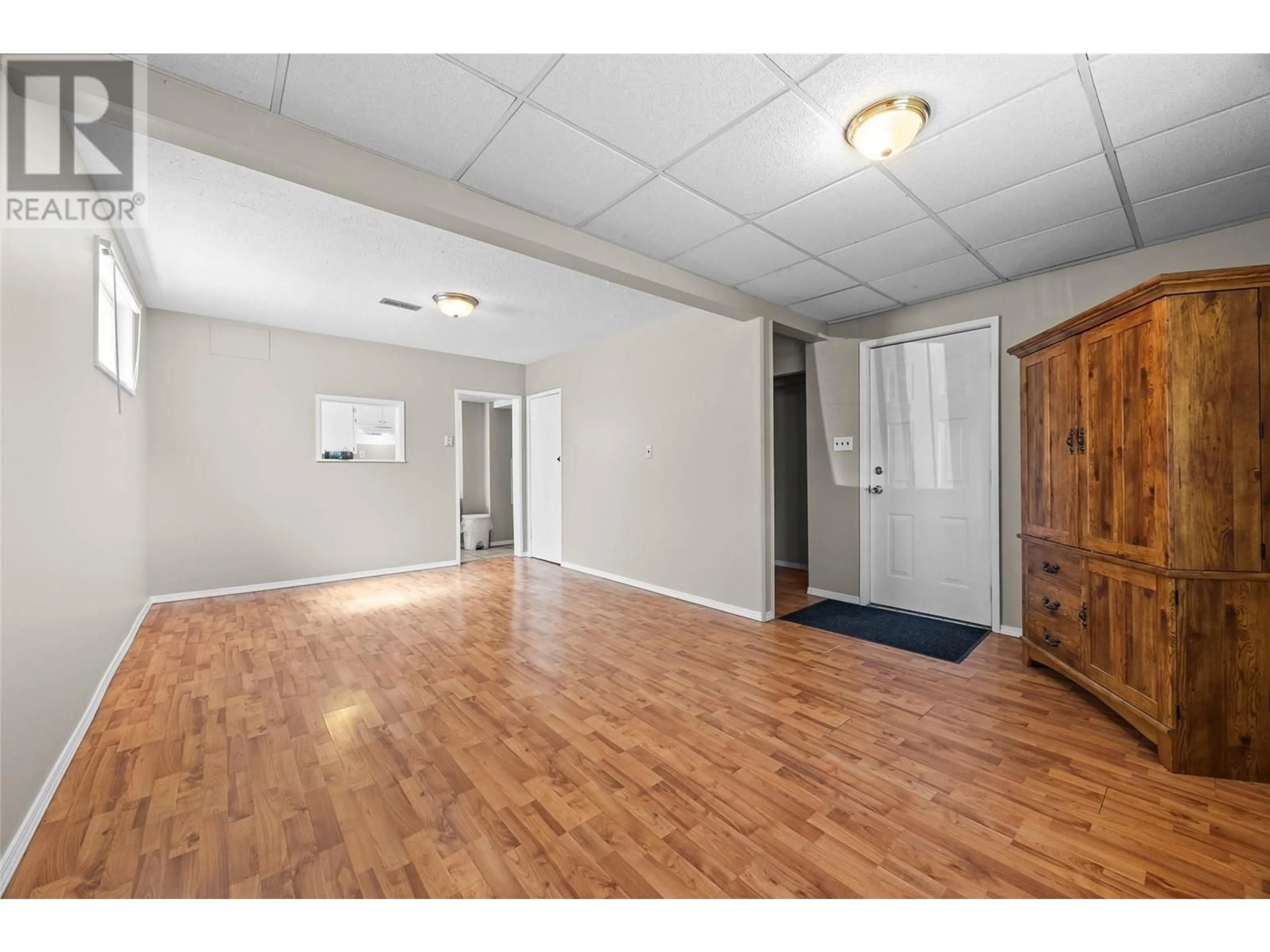 A pic of a room for 936 SURREY AVENUE, Kamloops British Columbia V2B1P9
