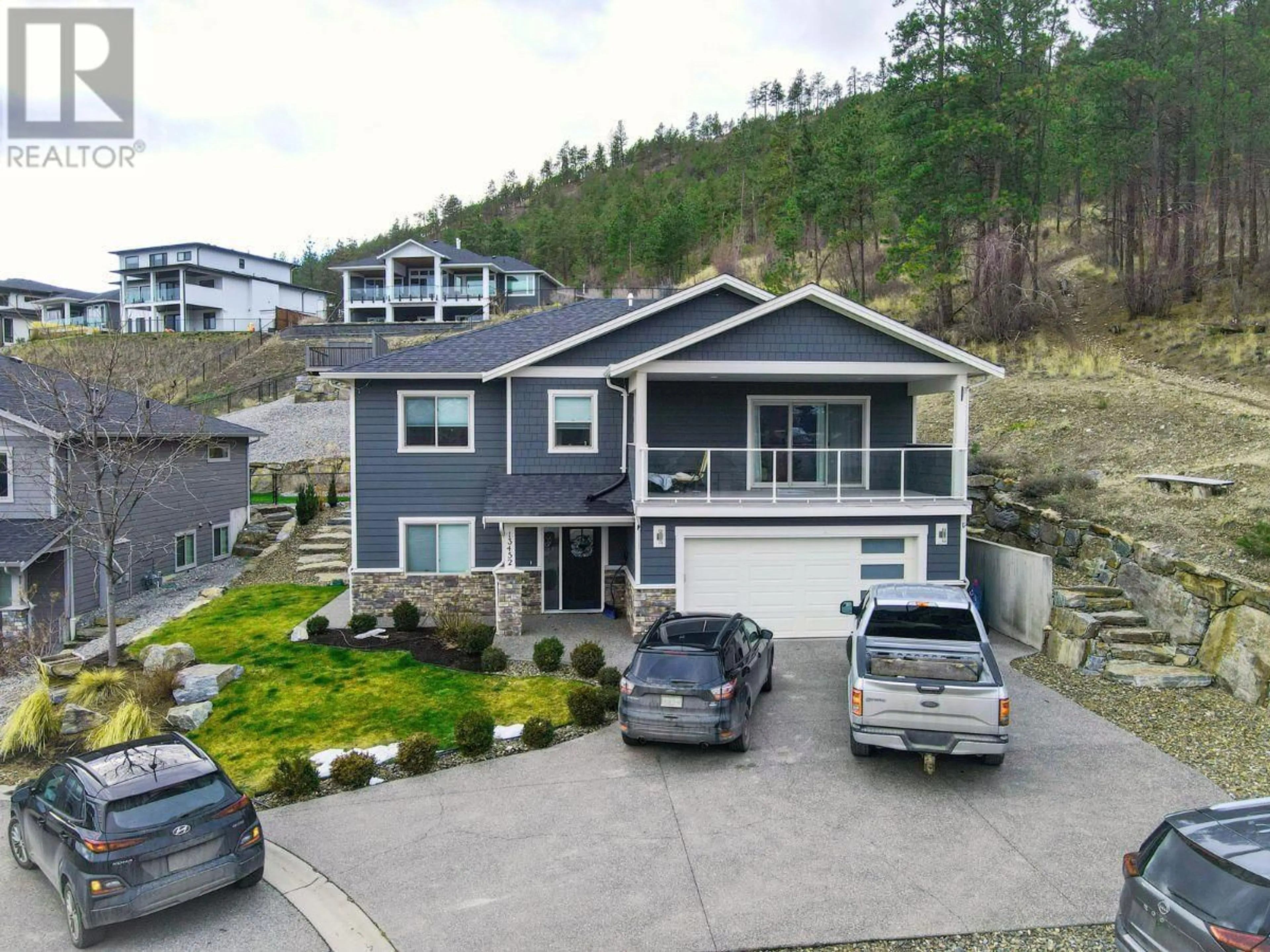 A pic from outside/outdoor area/front of a property/back of a property/a pic from drone, unknown for 13452 Shoreline Drive, Lake Country British Columbia V4V2W3