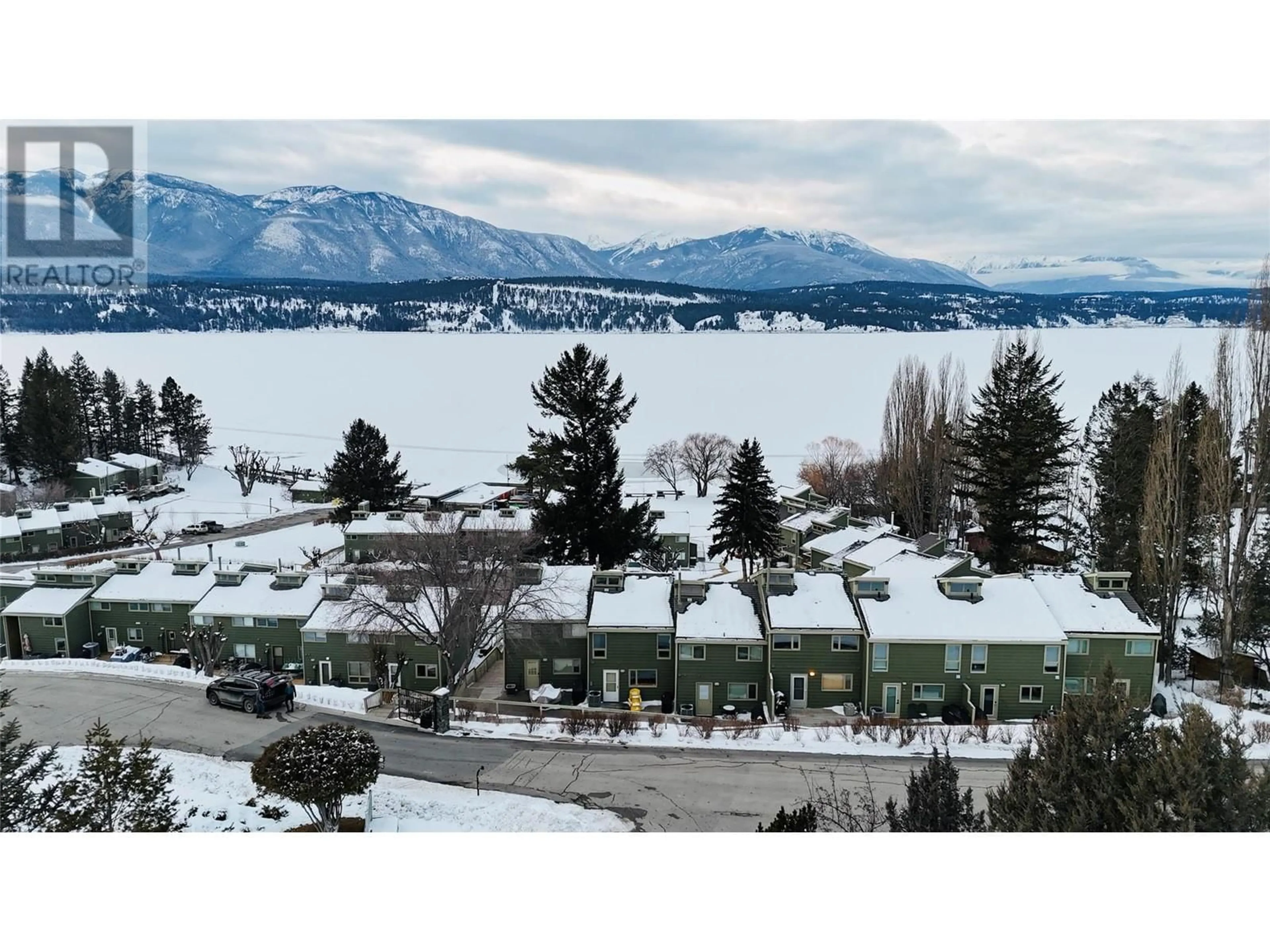 A pic from outside/outdoor area/front of a property/back of a property/a pic from drone, mountain view for 1380 Terra Vista Road, Windermere British Columbia V0B2L2