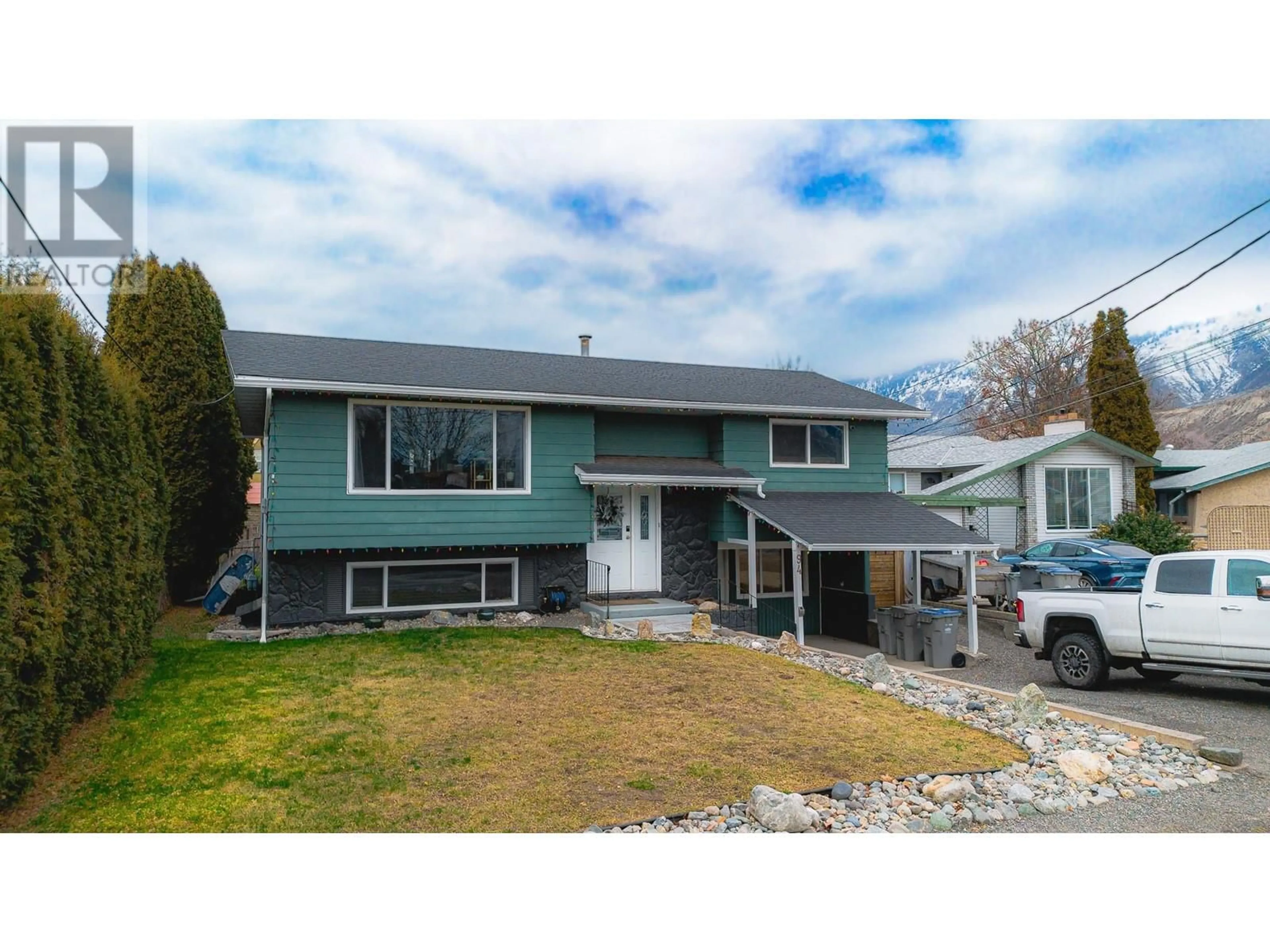 Home with vinyl exterior material, mountain view for 94 Chapman Place, Kamloops British Columbia V2C4R2