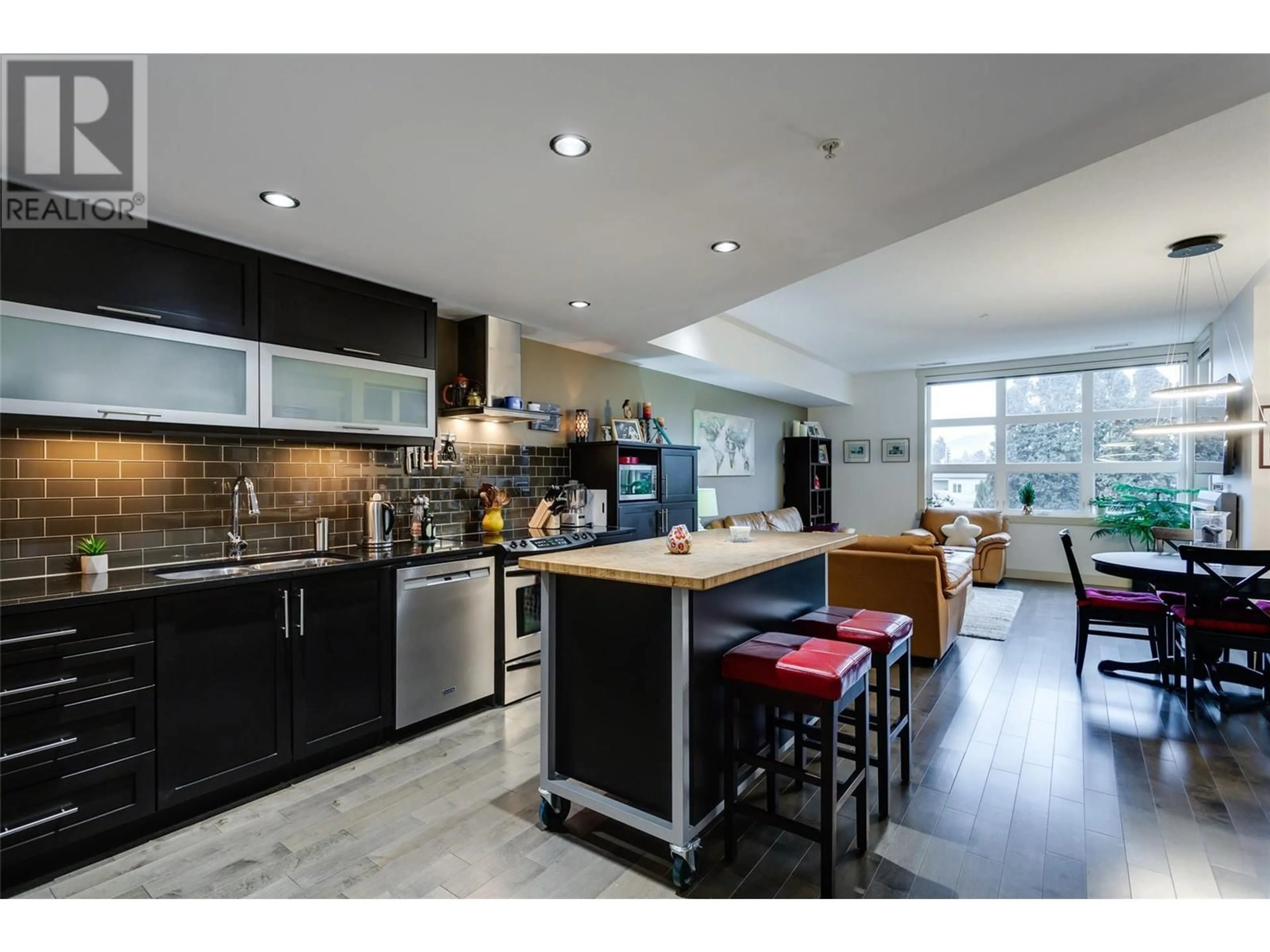 Open concept kitchen, unknown for 700 Martin Avenue Unit# 211, Kelowna British Columbia V1Y6V3