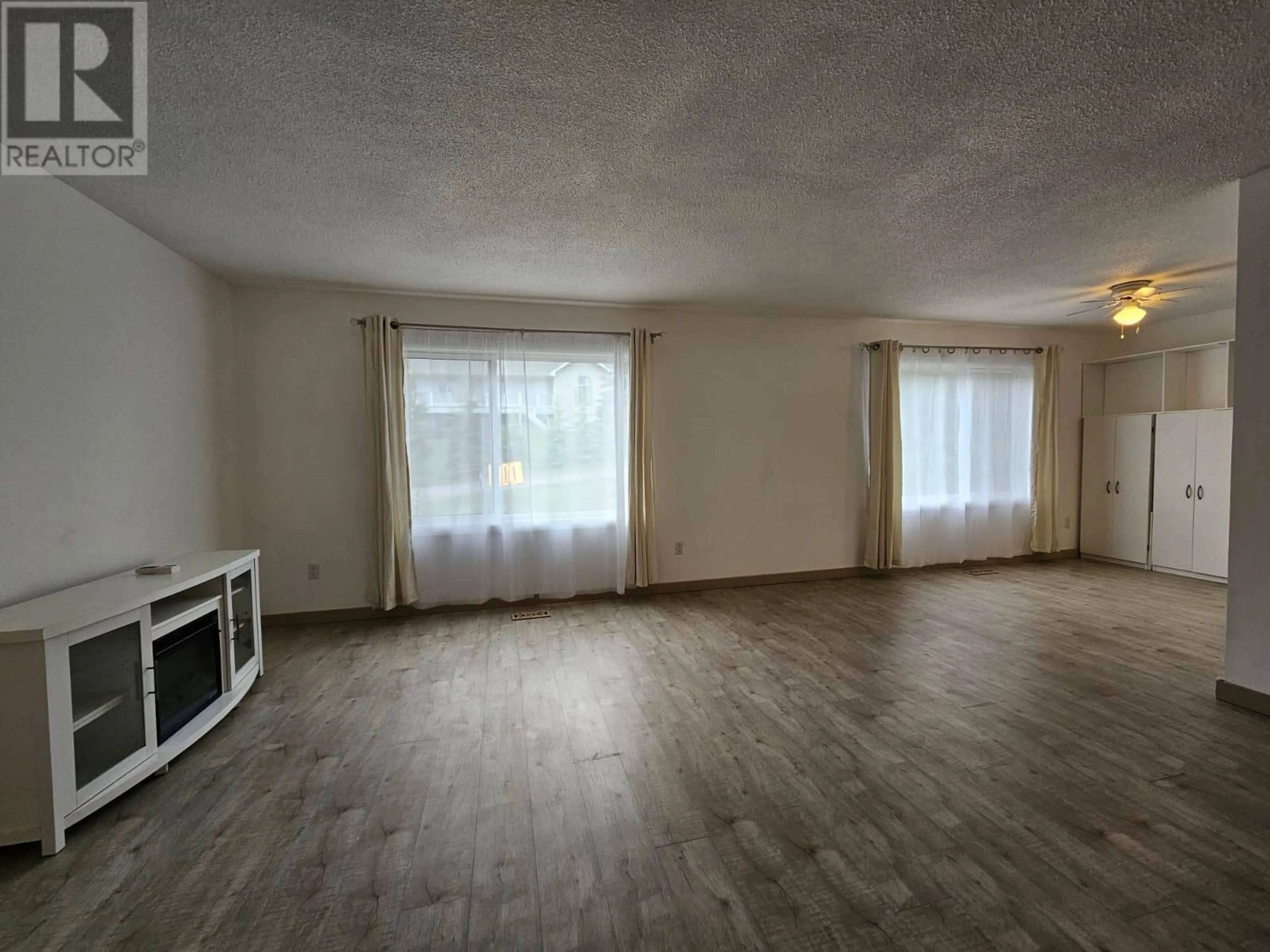 A pic of a room for 4420 BALDY WAY, Chetwynd British Columbia V0C1J0