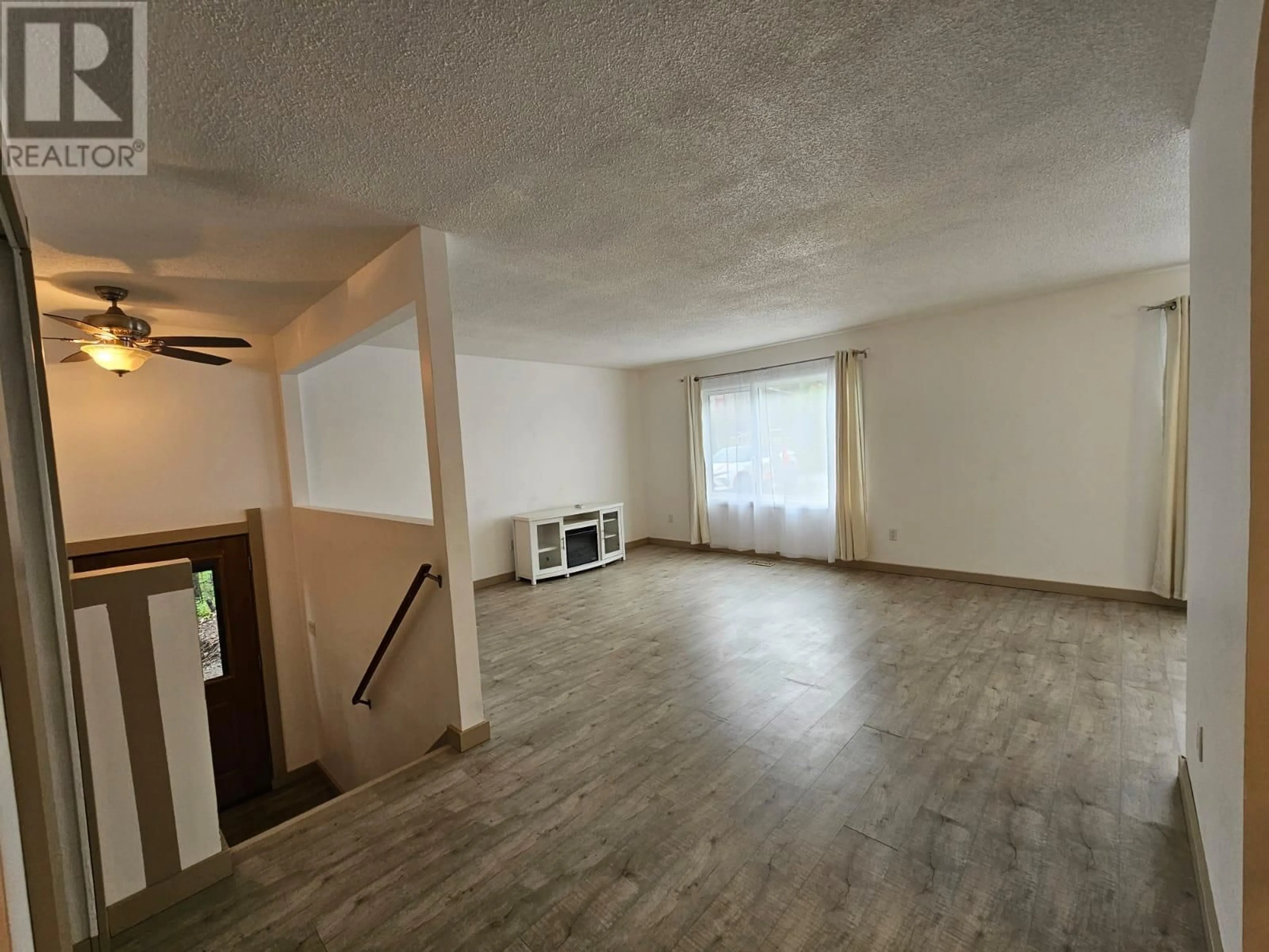 A pic of a room for 4420 BALDY WAY, Chetwynd British Columbia V0C1J0