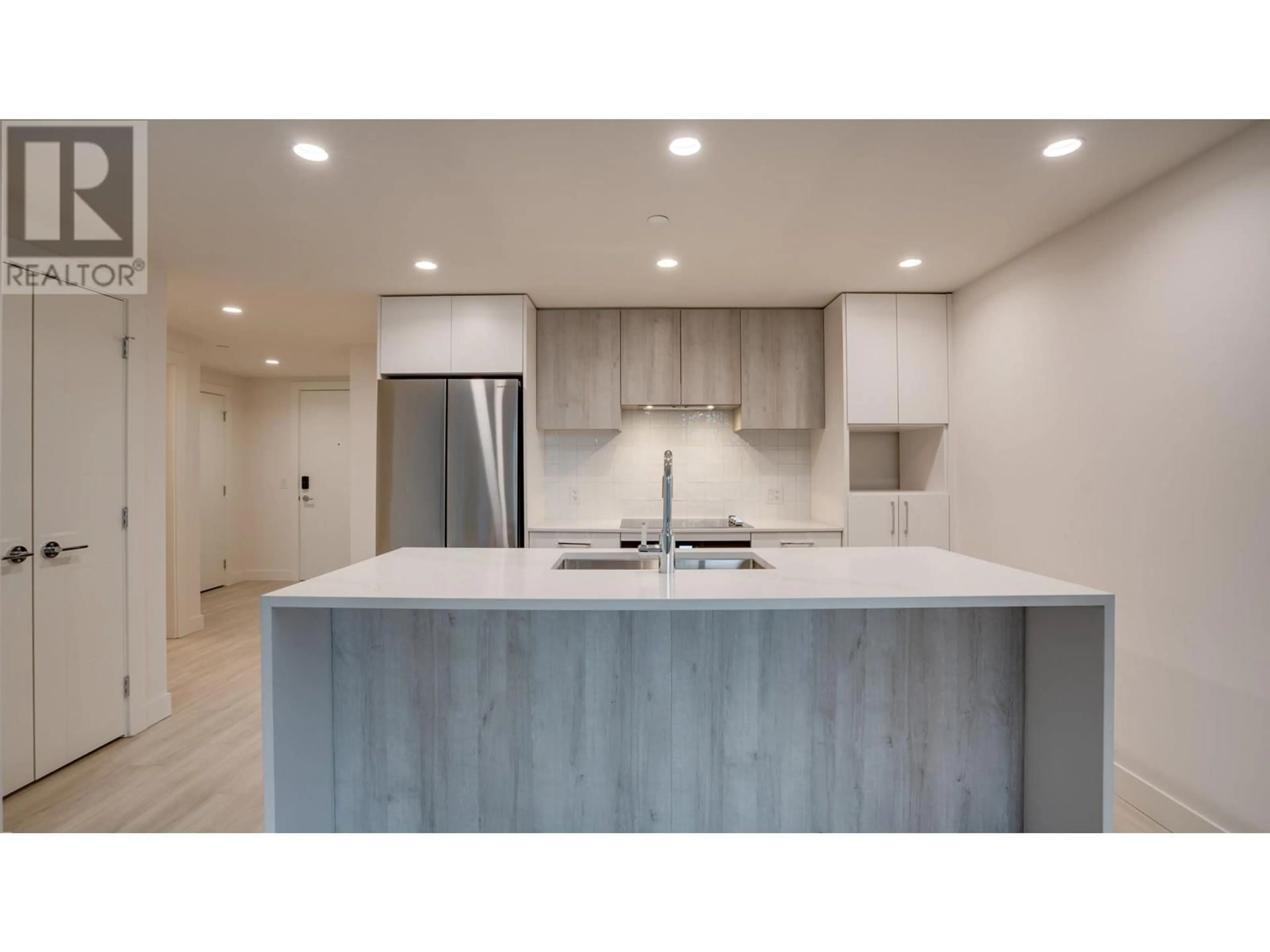 Open concept kitchen, unknown for 3699 Capozzi Road Unit# 611, Kelowna British Columbia V1W0G3