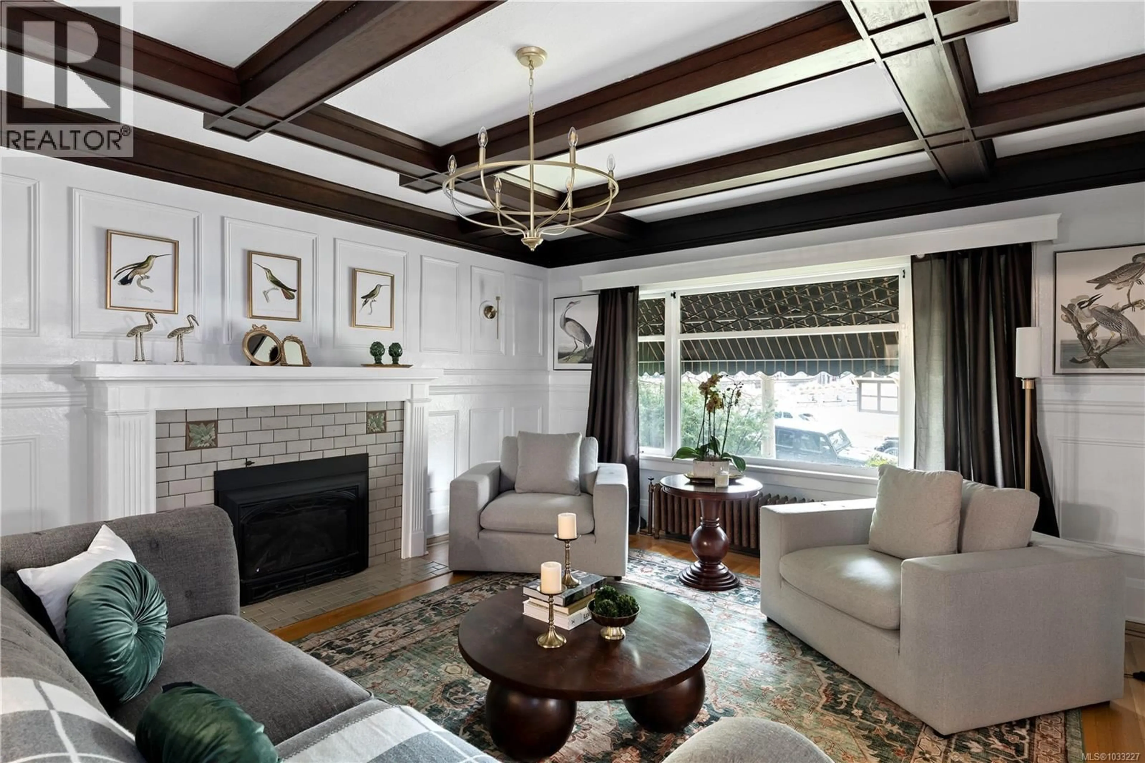 Living room with furniture, unknown for 1069 JOAN CRESCENT, Victoria British Columbia V8S3L3