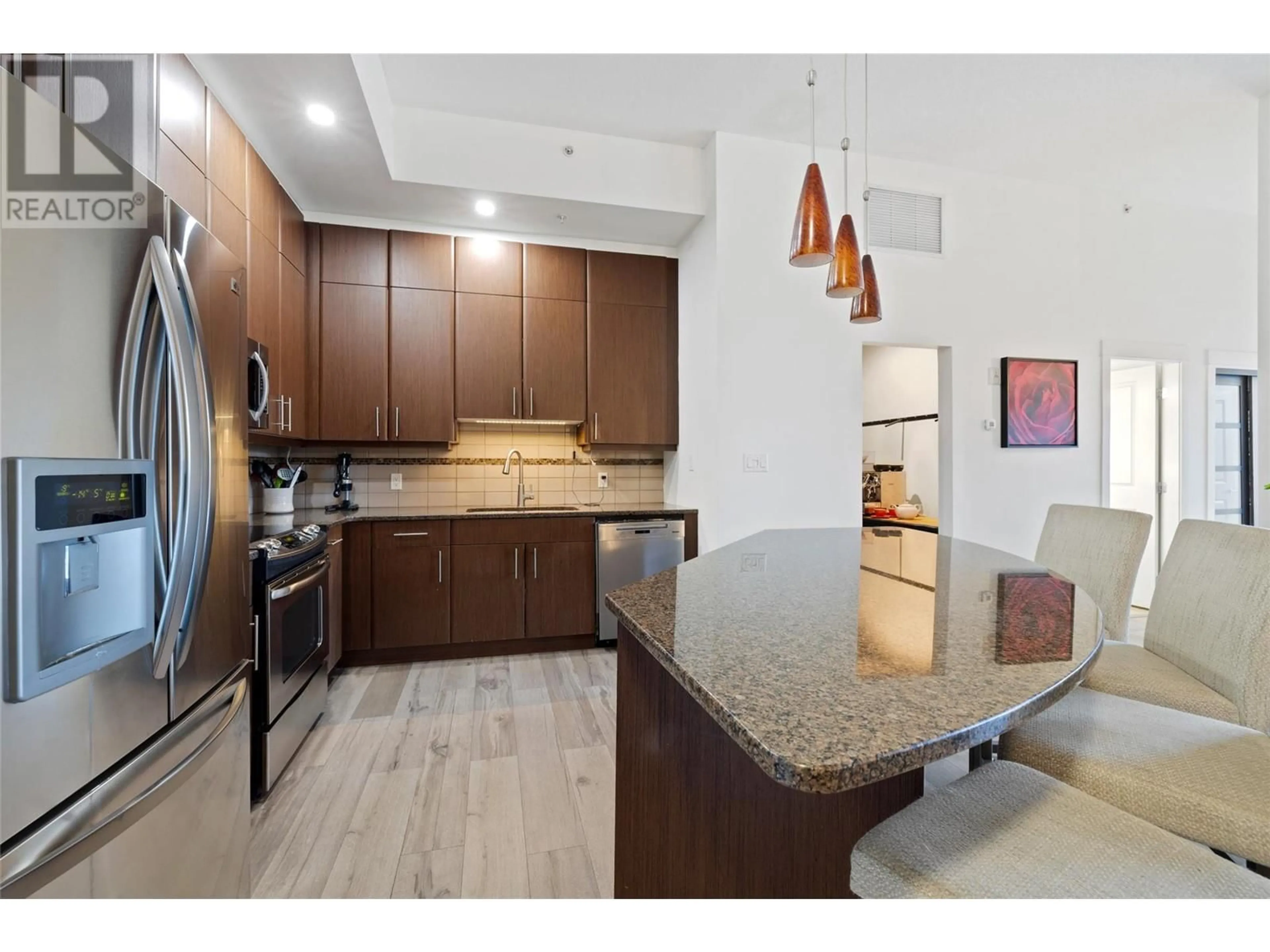 Open concept kitchen, unknown for 1329 Ellis Street Unit# 202, Kelowna British Columbia V1Y9X5