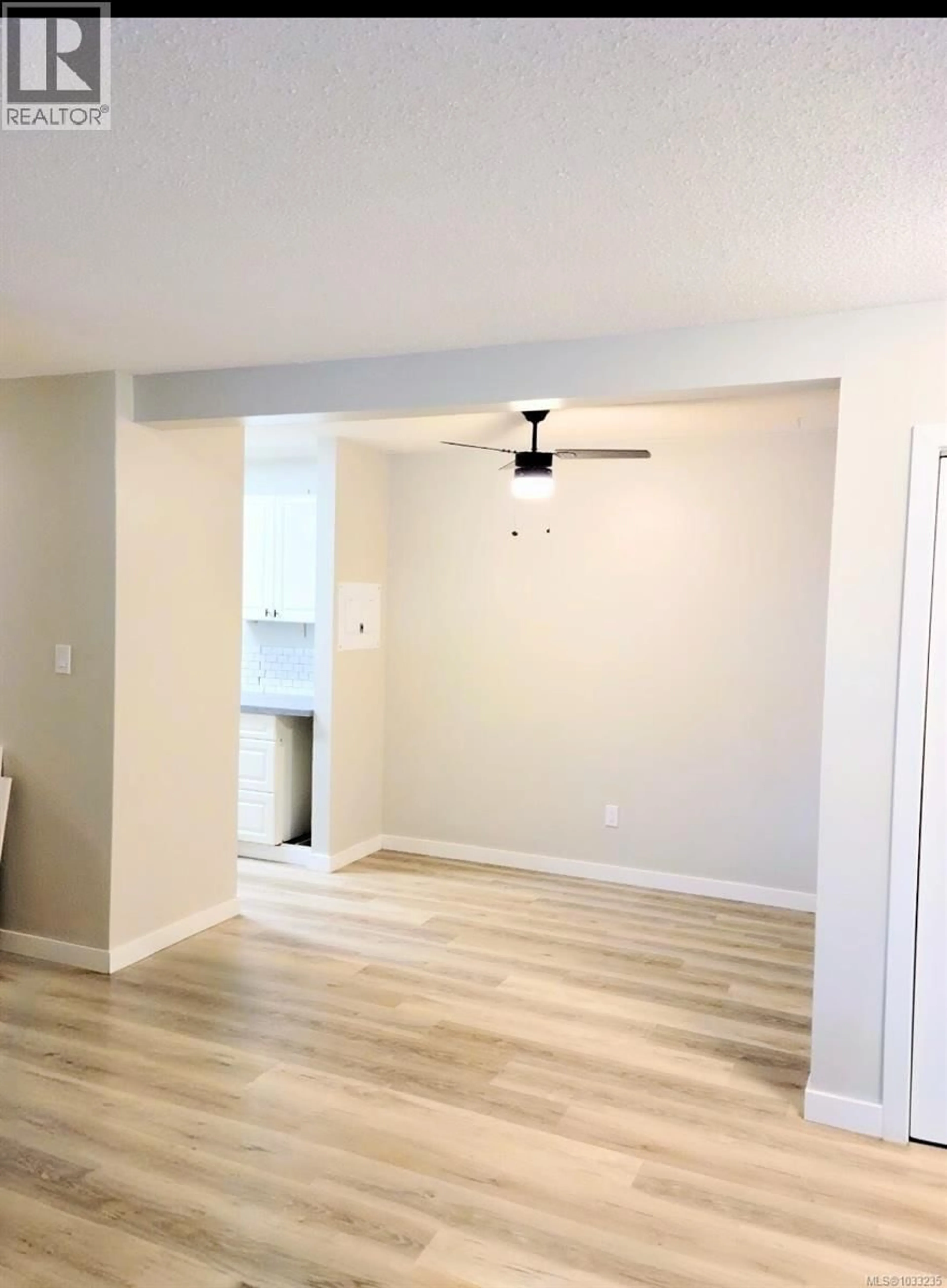 A pic of a room for 4 - 3271 COWICHAN LAKE ROAD, Duncan British Columbia V9L4C1