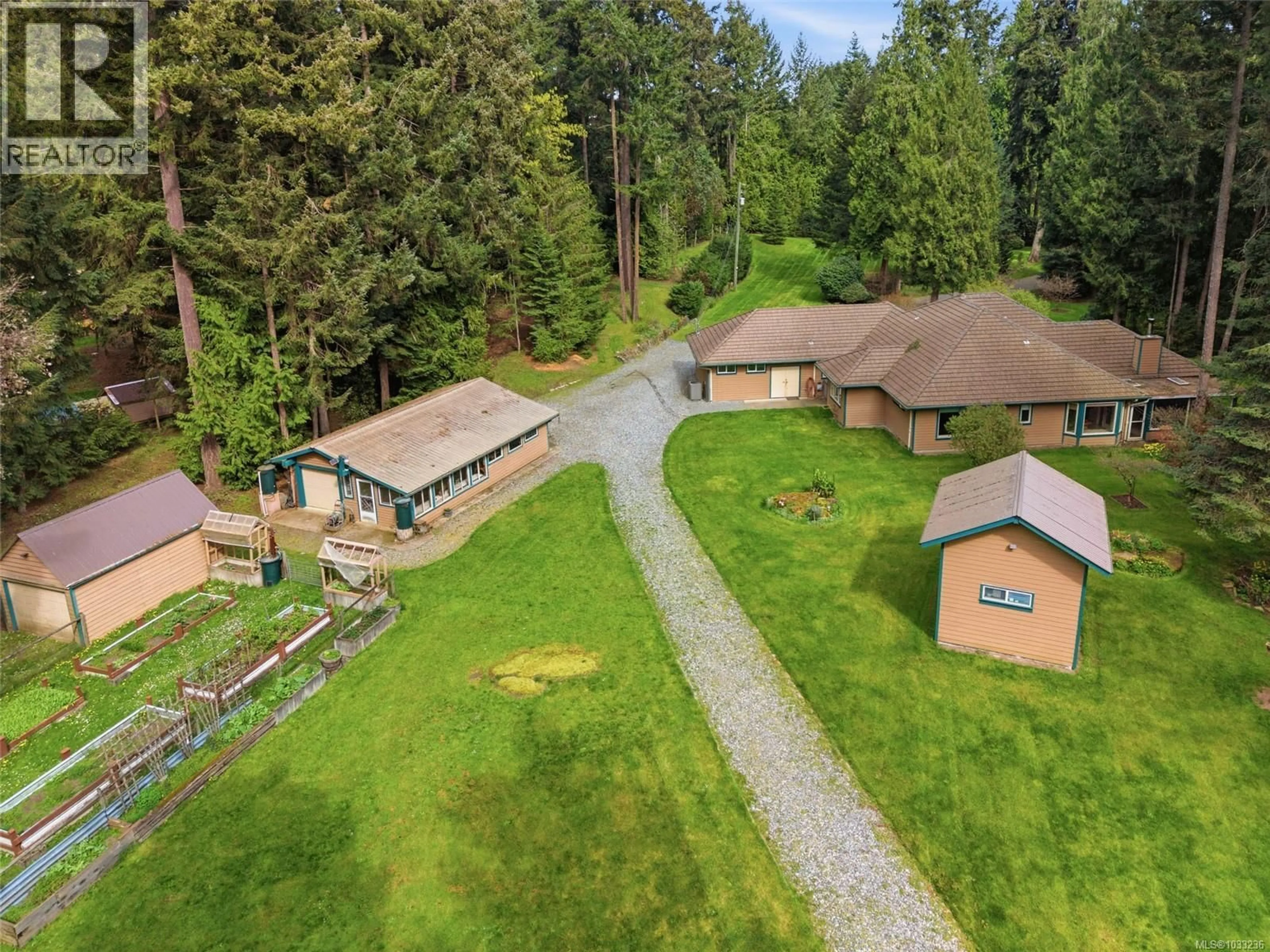 A pic from outside/outdoor area/front of a property/back of a property/a pic from drone, unknown for 3215 GRAHAM ROAD, Ladysmith British Columbia V9G1C9