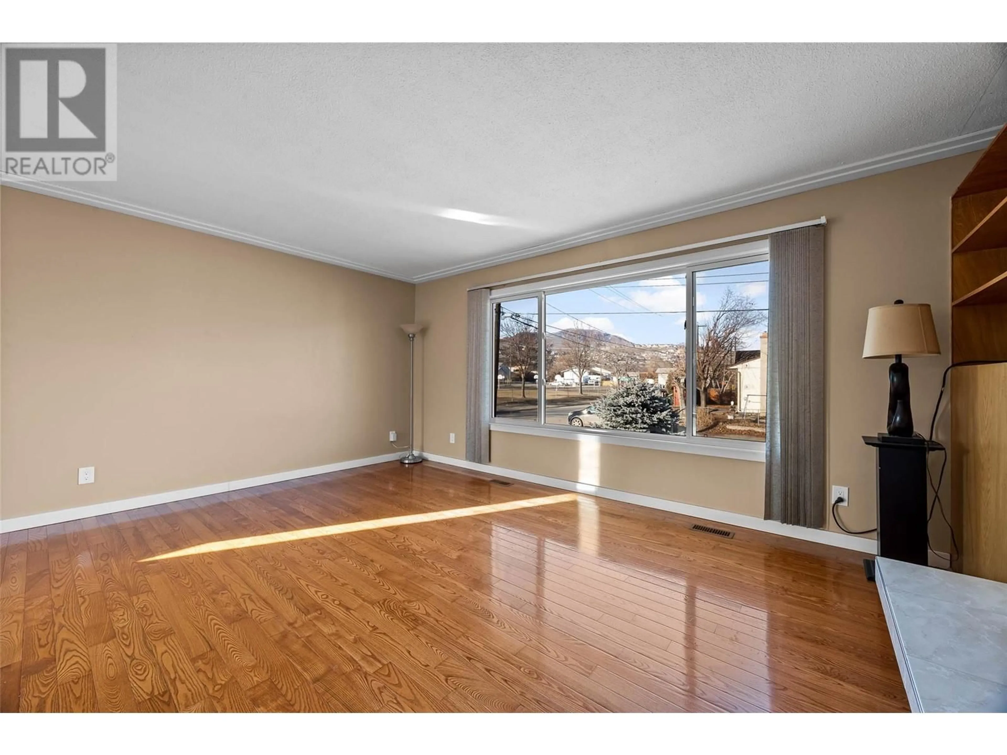 A pic of a room for 685 CLEARWATER Avenue, Kamloops British Columbia V2B2A9