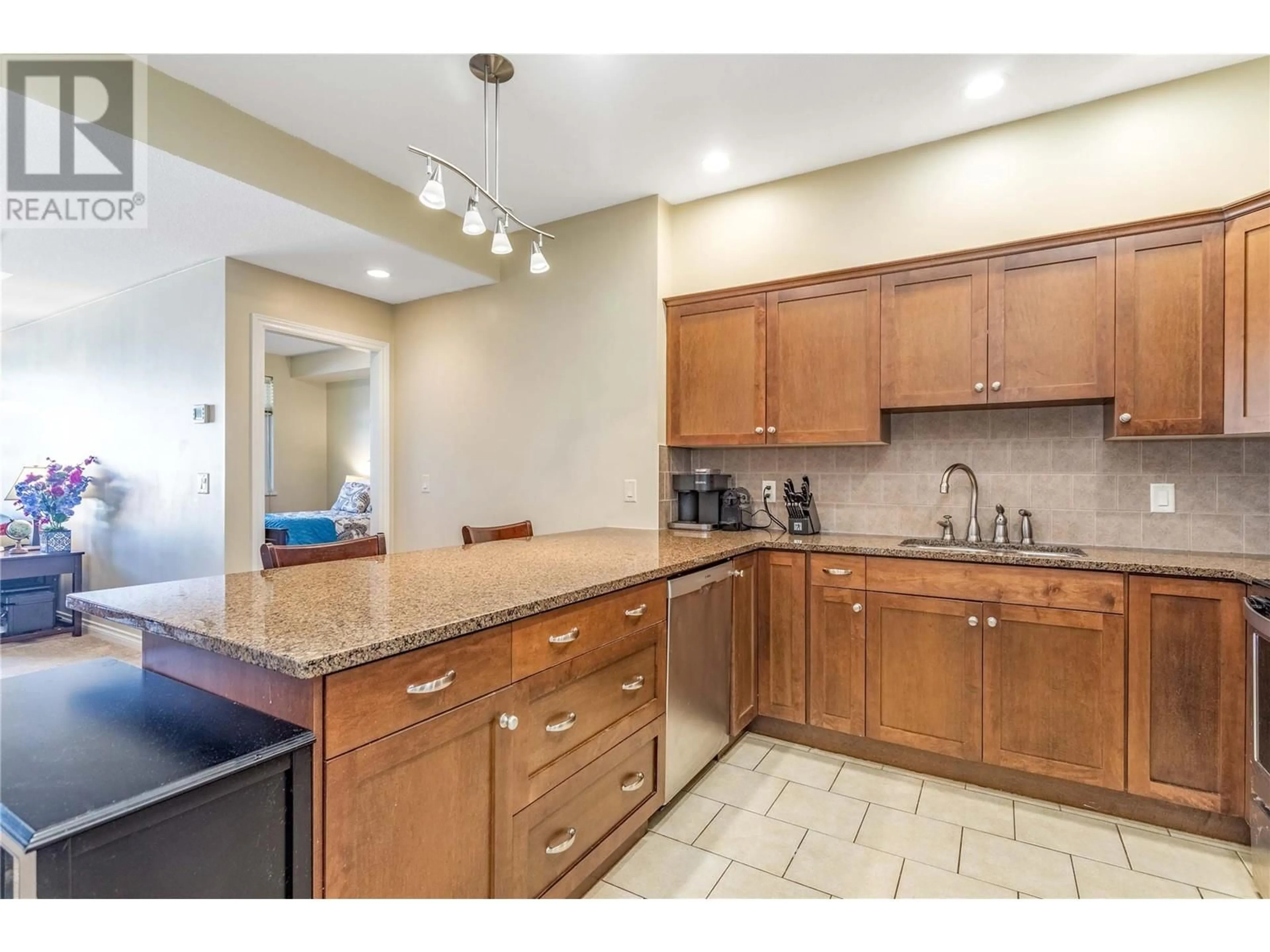 Standard kitchen, ceramic/tile floor for 3306-3832 Old Okanagan Highway, West Kelowna British Columbia V4T3G6