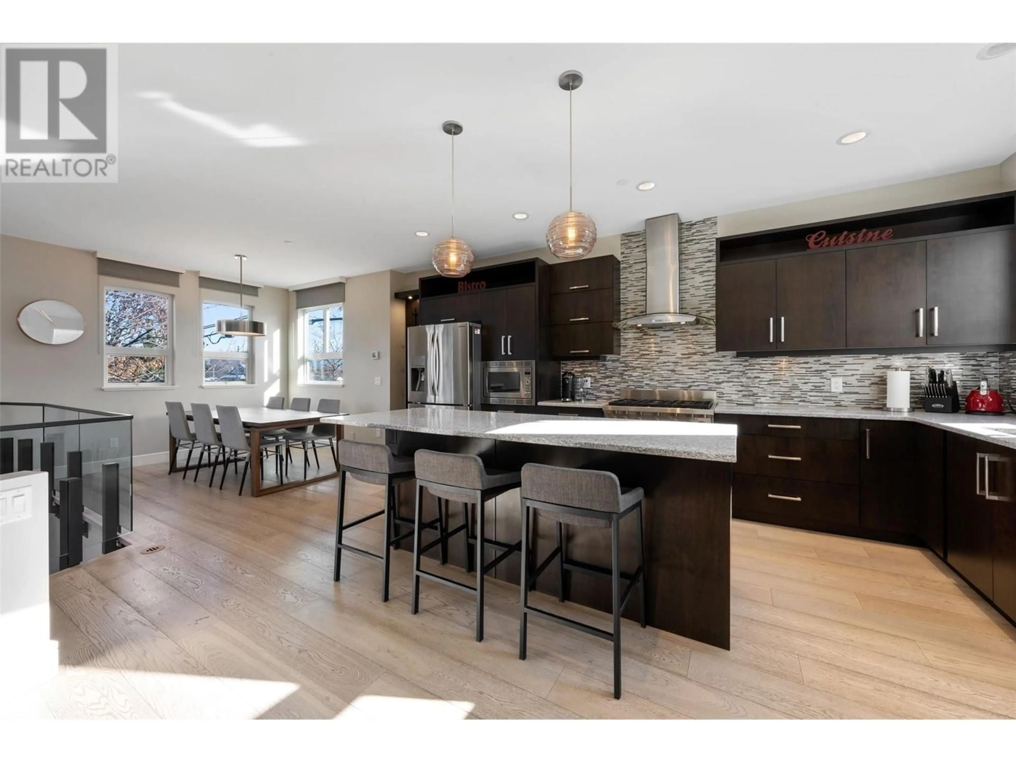 Open concept kitchen, unknown for 3756 Lakeshore Road Unit# 18, Kelowna British Columbia V1W3L4