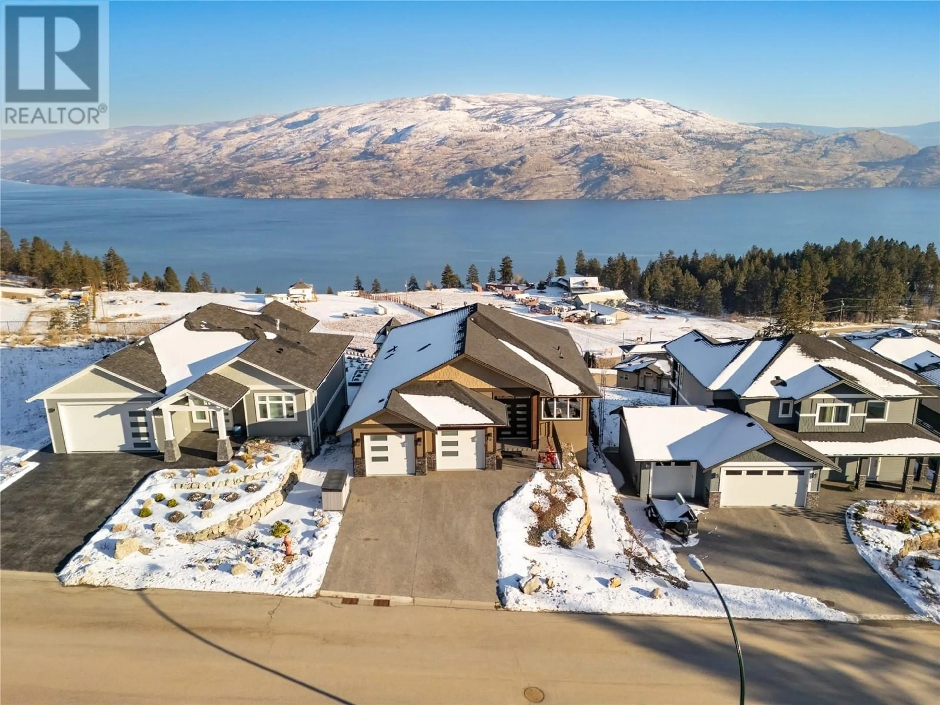 A pic from outside/outdoor area/front of a property/back of a property/a pic from drone, mountain view for 6030 GERRIE ROAD, Peachland British Columbia V0H1X4