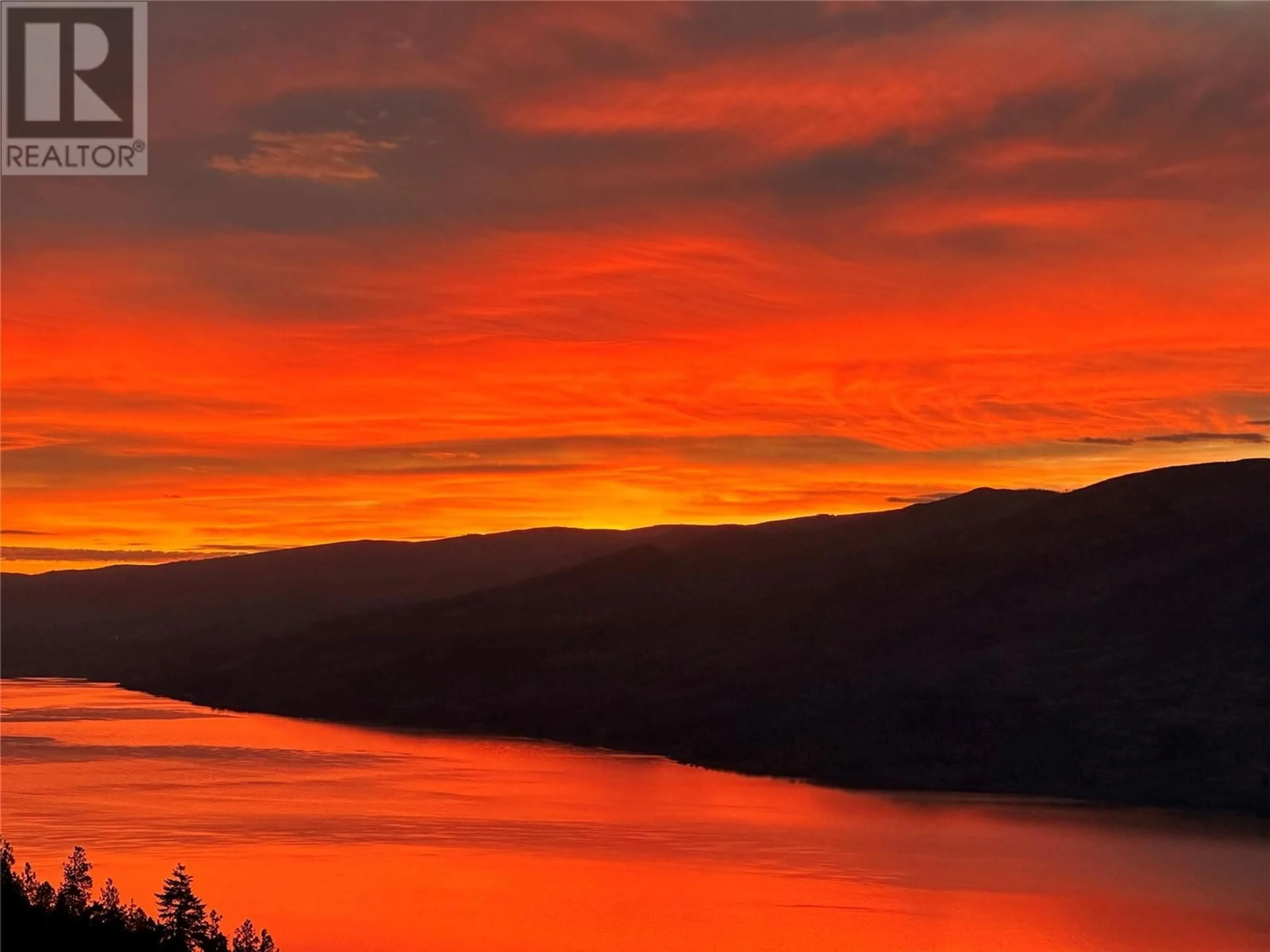 Blurry image for 6030 GERRIE ROAD, Peachland British Columbia V0H1X4