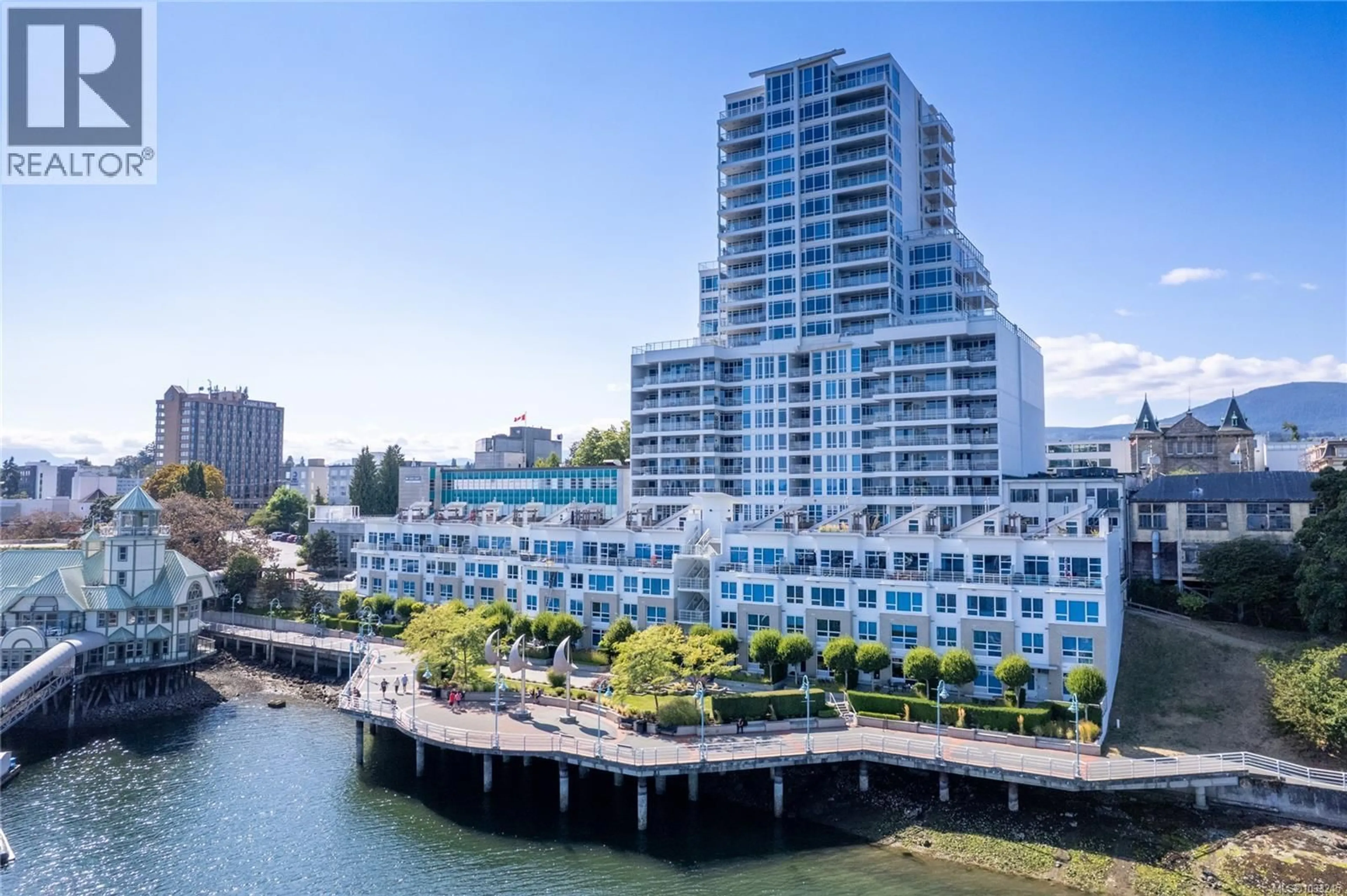 A pic from outside/outdoor area/front of a property/back of a property/a pic from drone, water/lake/river/ocean view for TH25 - 38 FRONT STREET, Nanaimo British Columbia V9R0B8