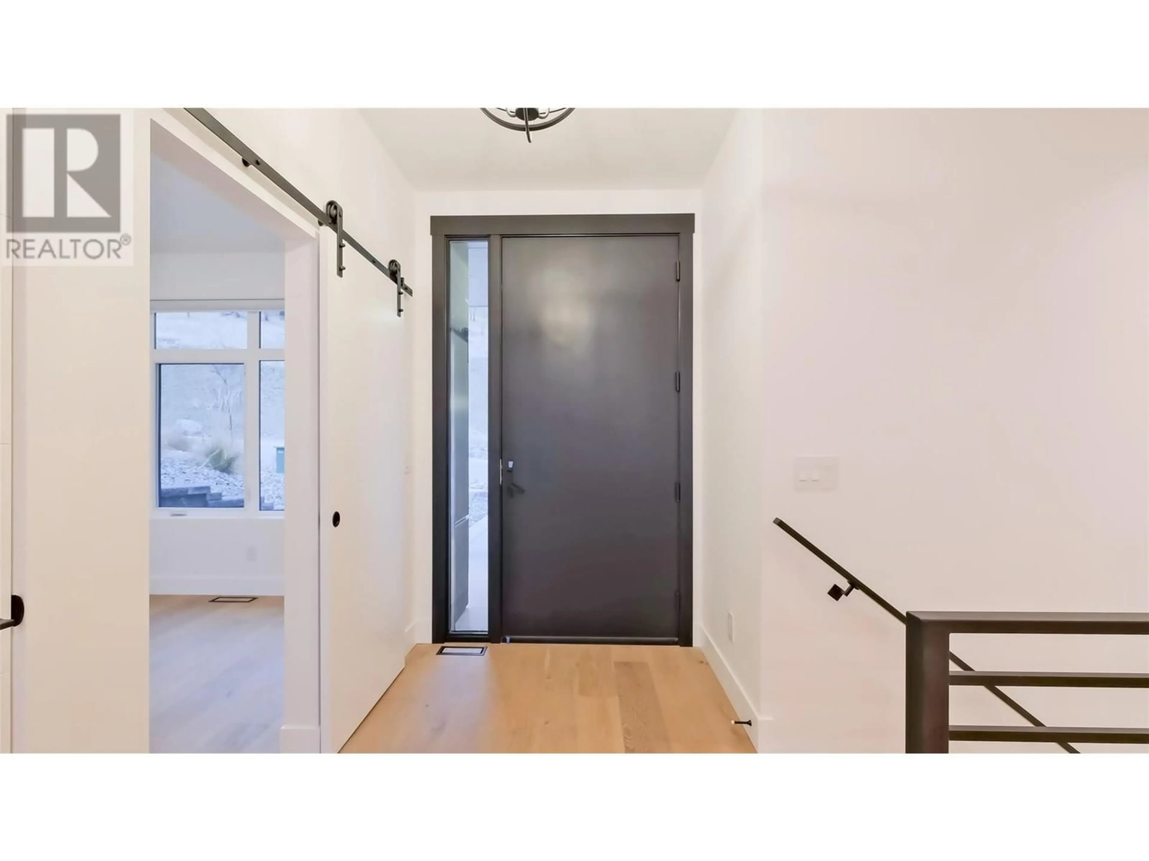 Indoor entryway for 9201 Okanagan Centre Road W Unit# 12, Lake Country British Columbia V4V1N1