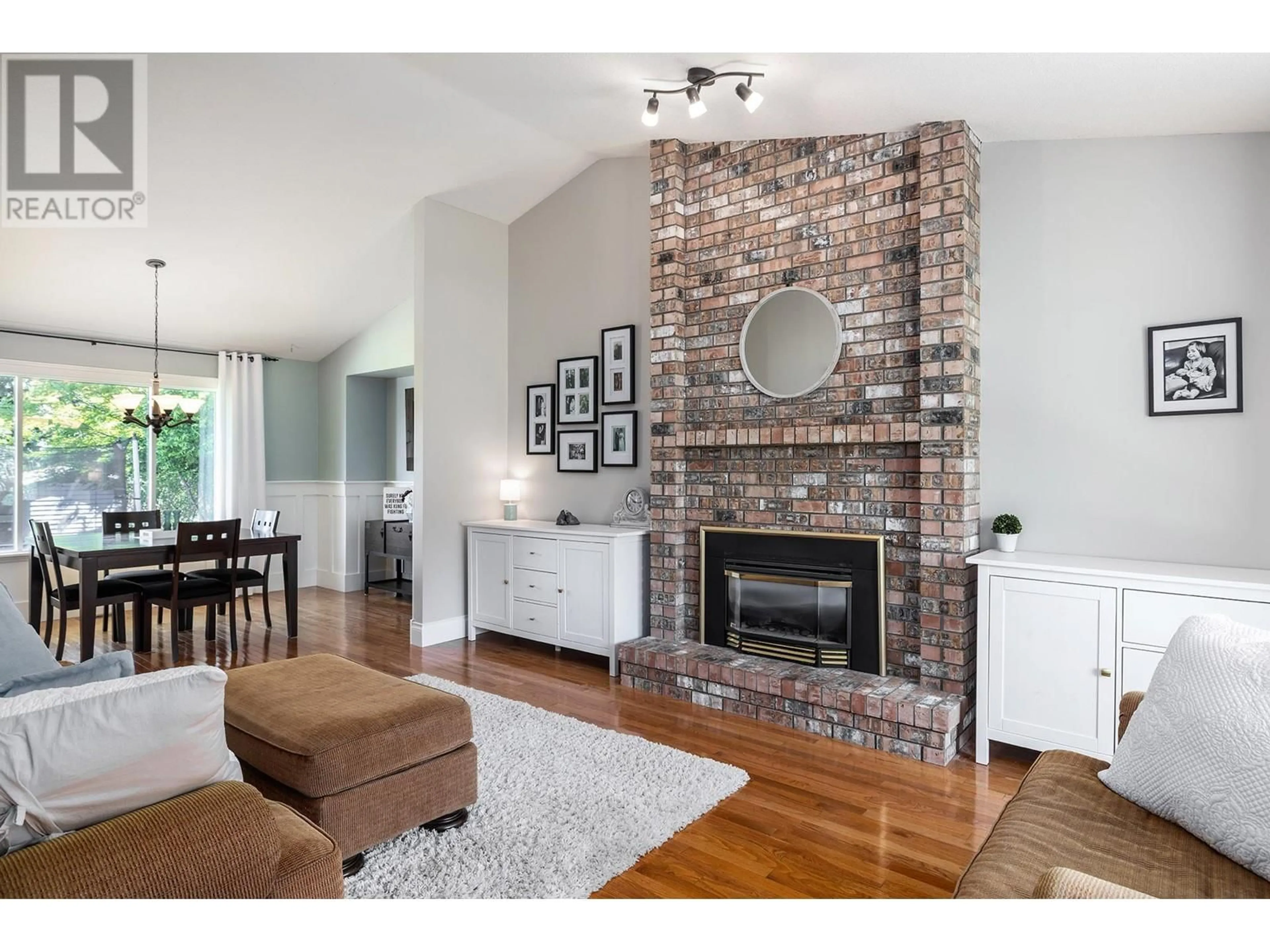 Living room with furniture, unknown for 480 CURLEW DRIVE, Kelowna British Columbia V1W4L1