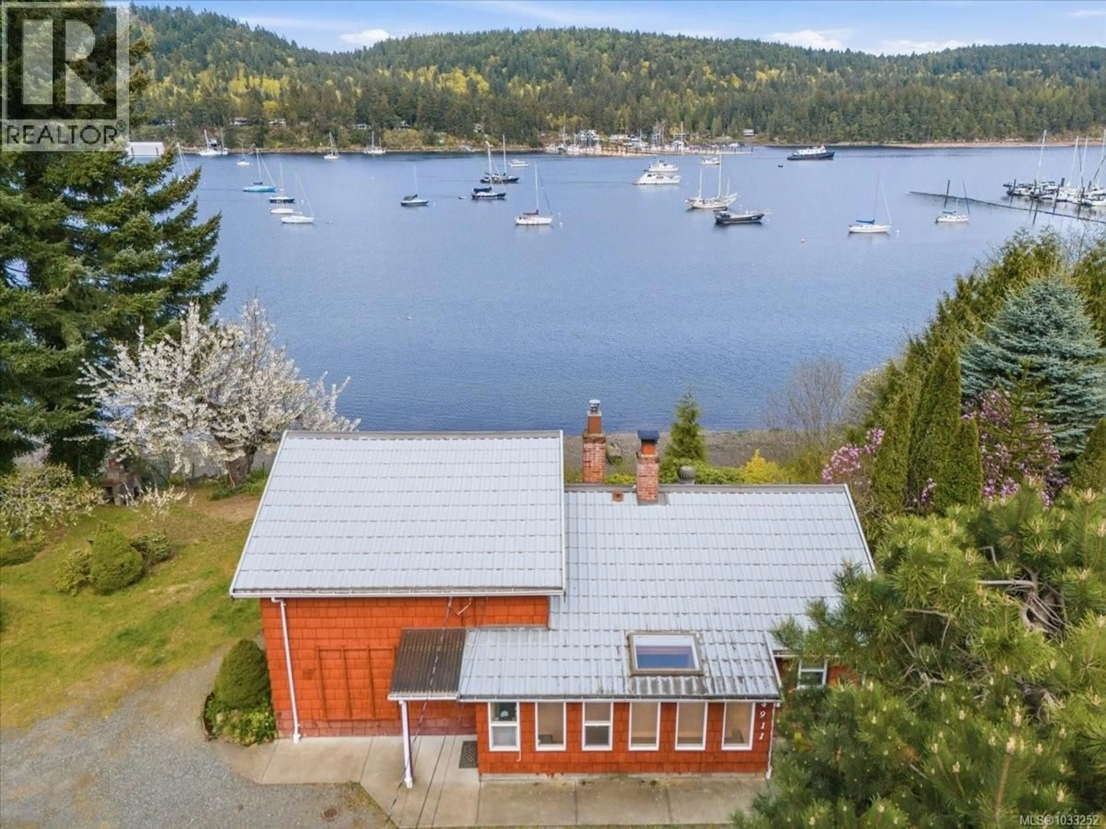A pic from outside/outdoor area/front of a property/back of a property/a pic from drone, water/lake/river/ocean view for 4911 HARBOUR VIEW ROAD, Ladysmith British Columbia V9G1M7