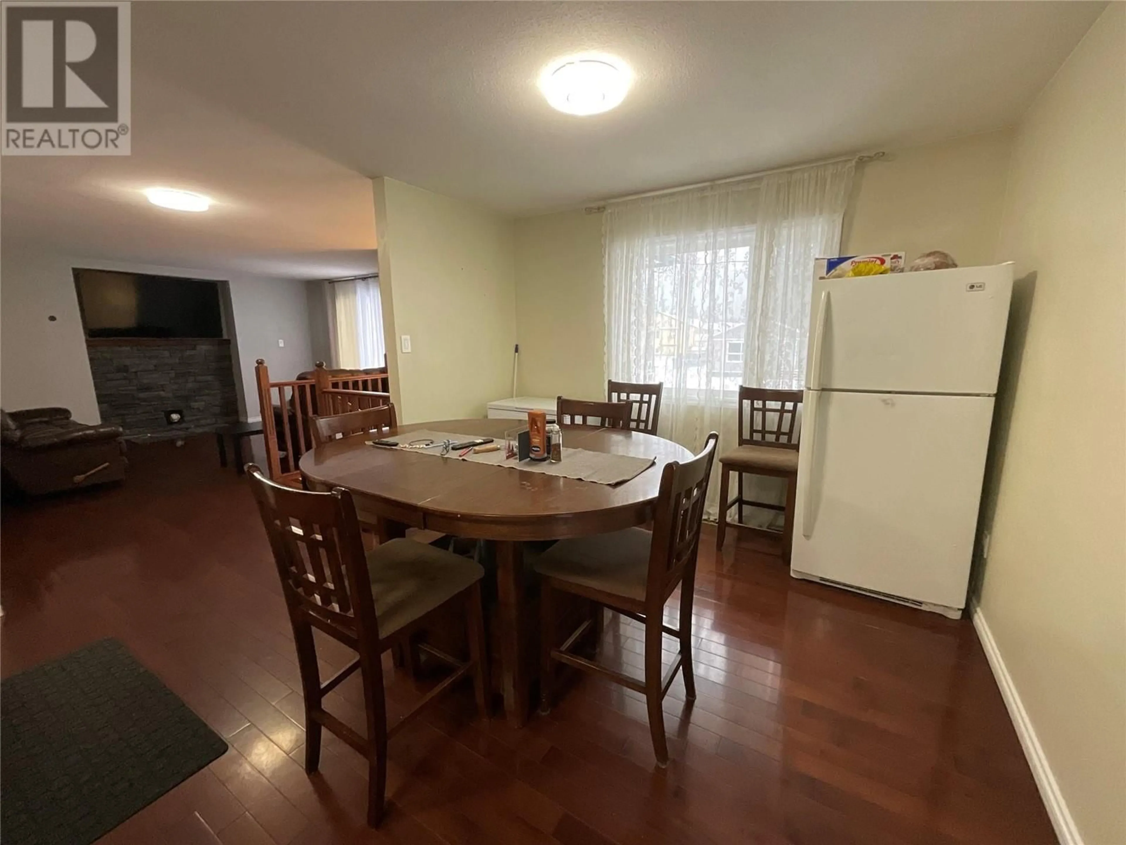 Dining room, unknown for 212 Spruce Avenue, Tumbler Ridge British Columbia V0C2W0