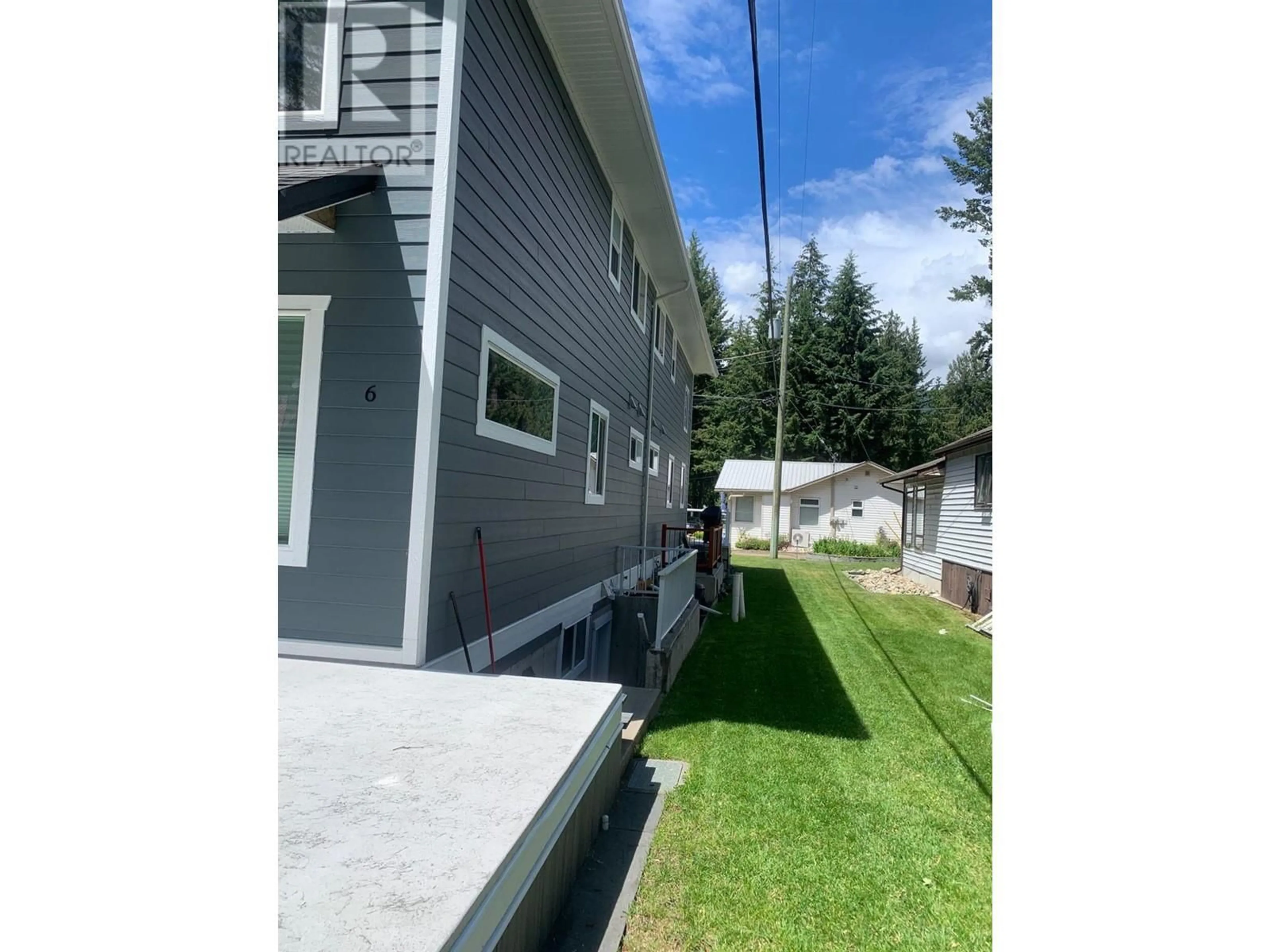 Unknown for 6 - 6924 SQUILAX ANGLEMONT ROAD, Magna Bay British Columbia V0E1M7