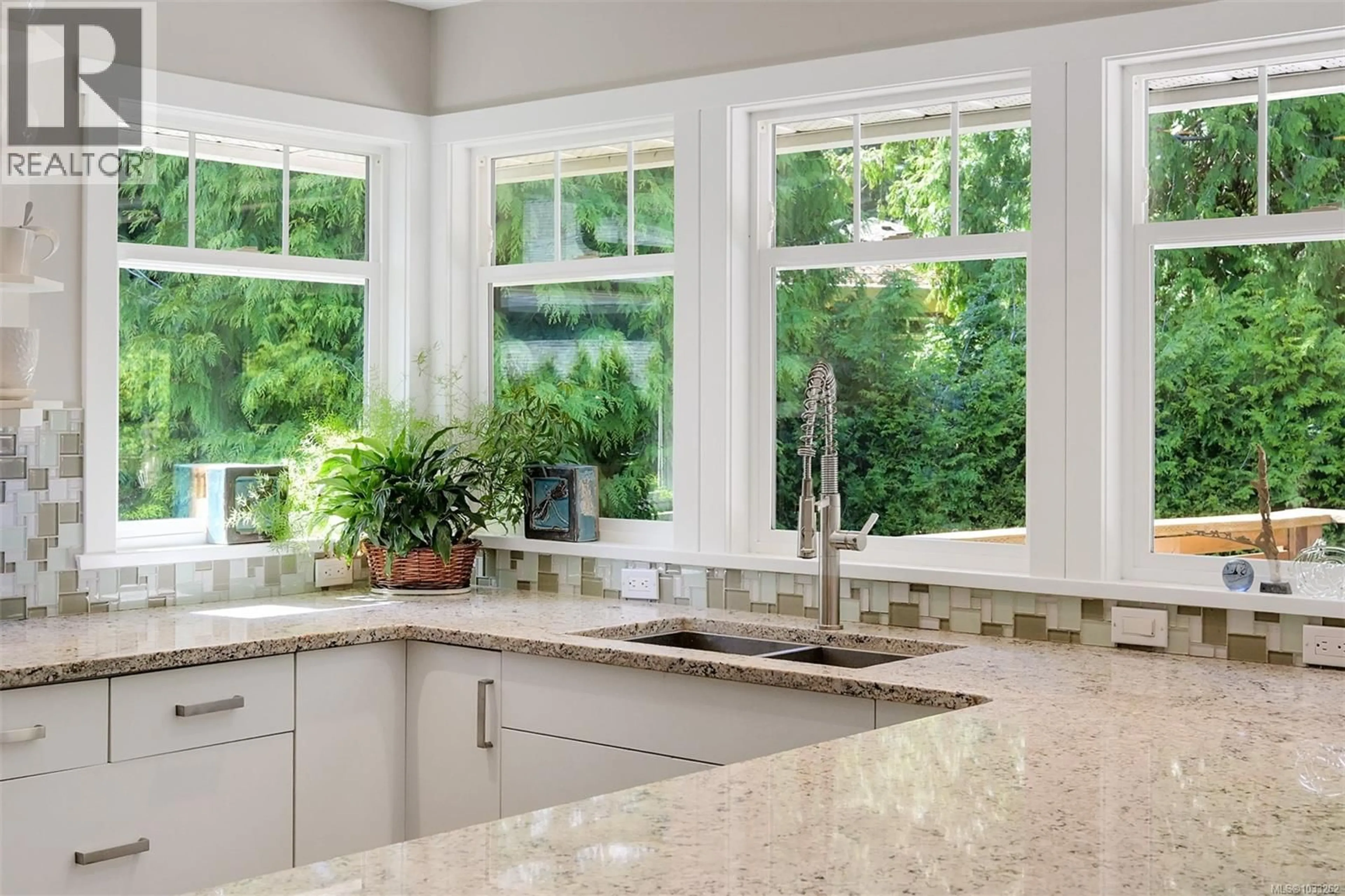 Contemporary kitchen, ceramic/tile floor for 774 DESTRUBE PLACE, Saanich British Columbia V8Y3B2