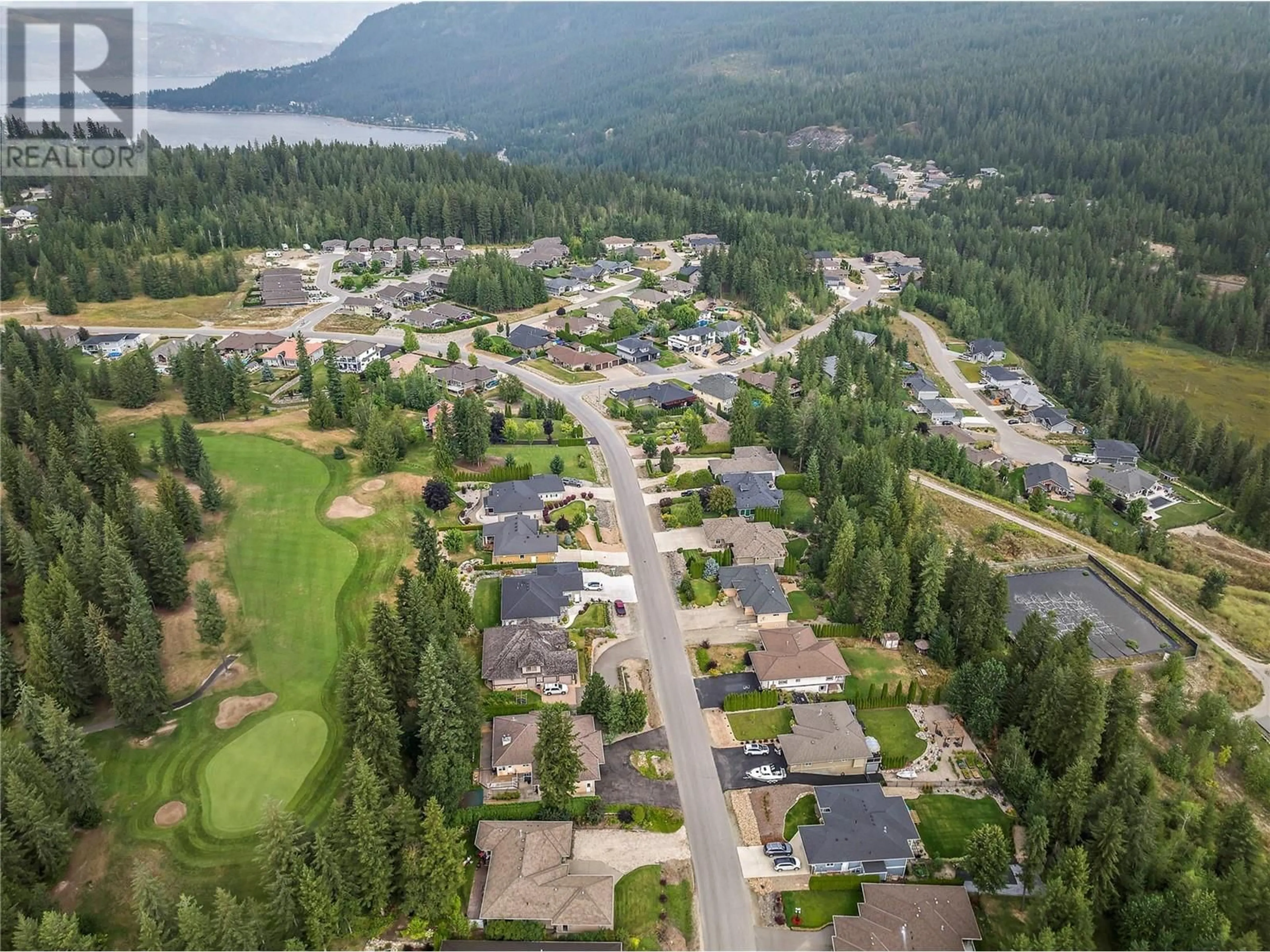 A pic from outside/outdoor area/front of a property/back of a property/a pic from drone, mountain view for 2742 GOLF COURSE DRIVE, Blind Bay British Columbia V0E1H2