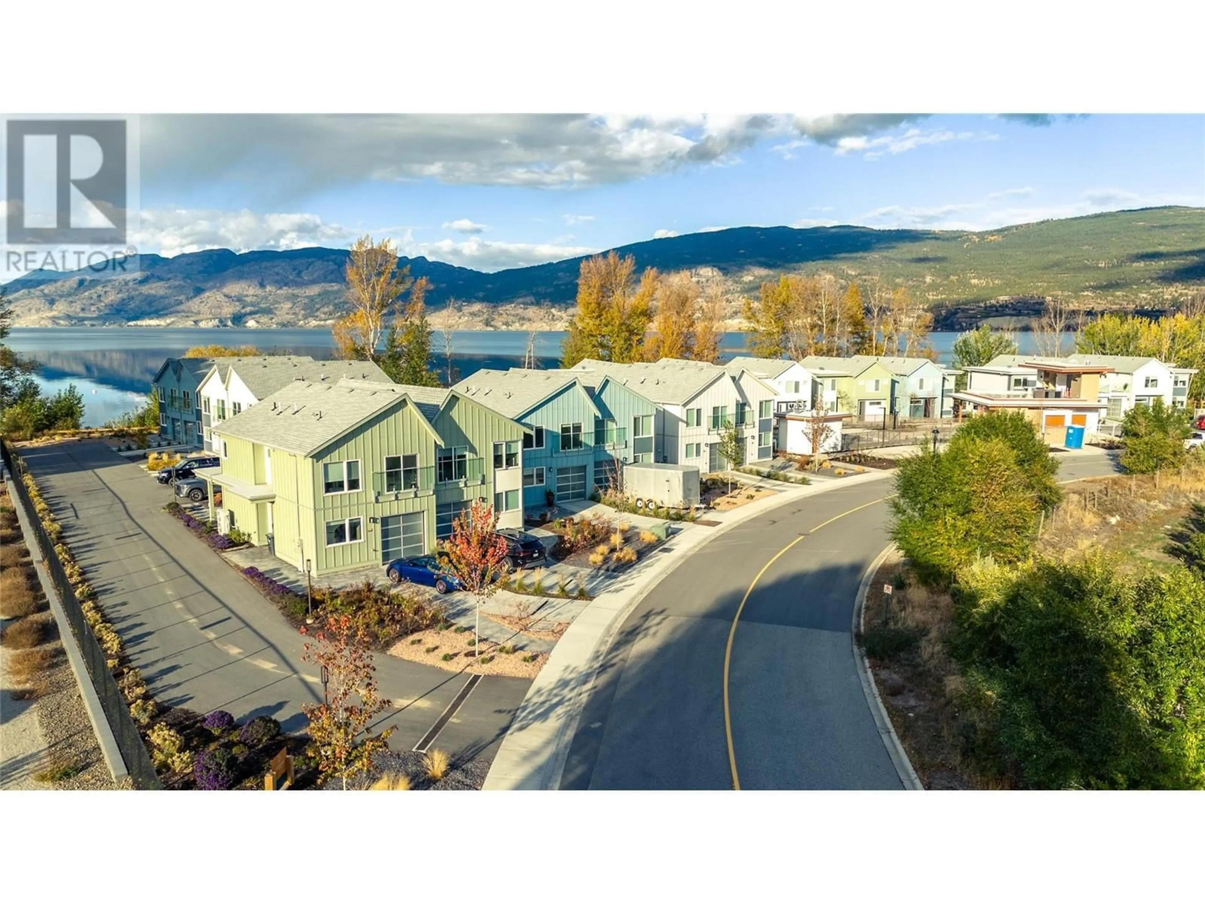 A pic from outside/outdoor area/front of a property/back of a property/a pic from drone, water/lake/river/ocean view for 3340 Landry Crescent, Summerland British Columbia V0H1Z9